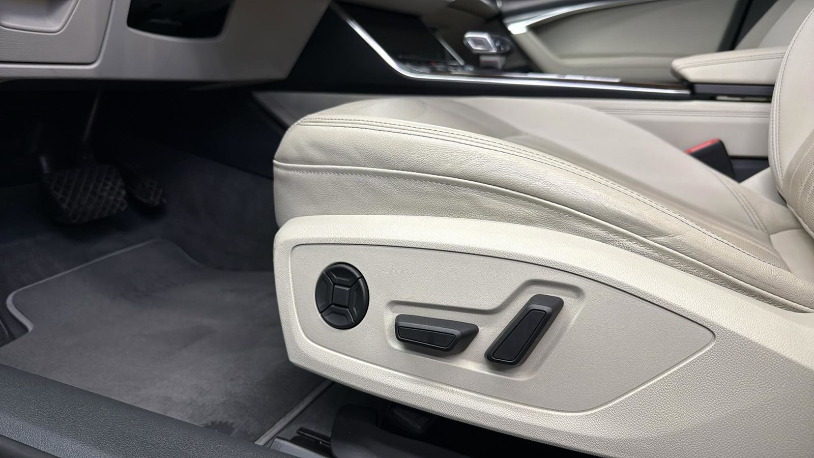 Used Car 2019 Audi A6  For Sale Under $30,000 In Austin, Texas