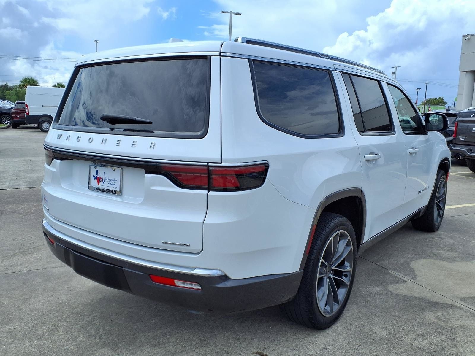 2022 Jeep Wagoneer Series III White at Bayshore Chrysler Jeep Dodge Ram