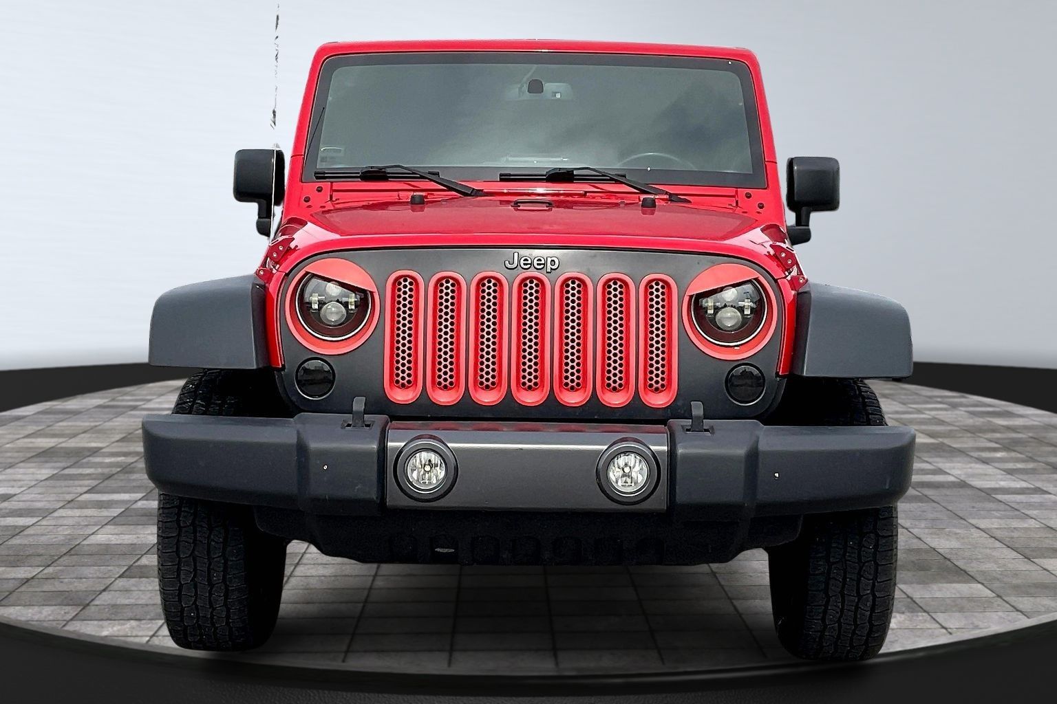 View vehicle photo 3