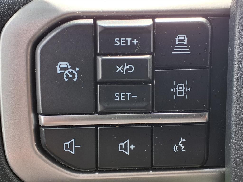 2024 Ford Expedition Limited Silver at Gullo Toyota