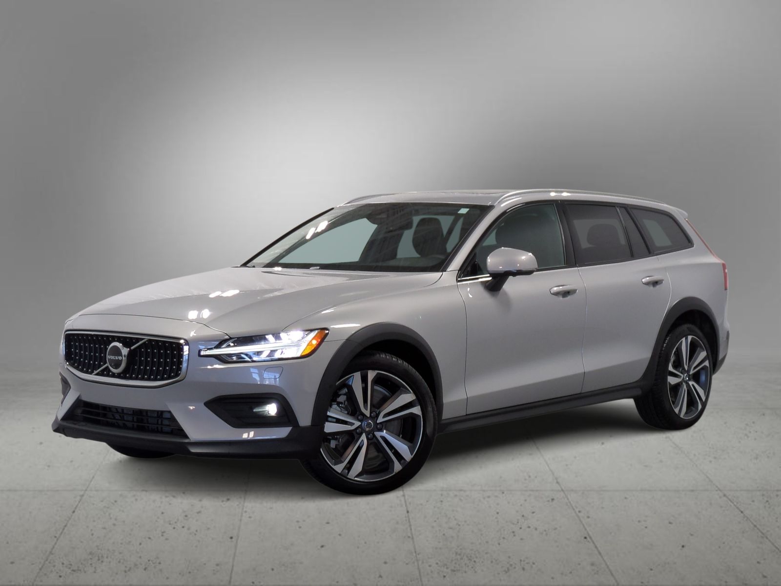 2025 Volvo V60 Cross Country