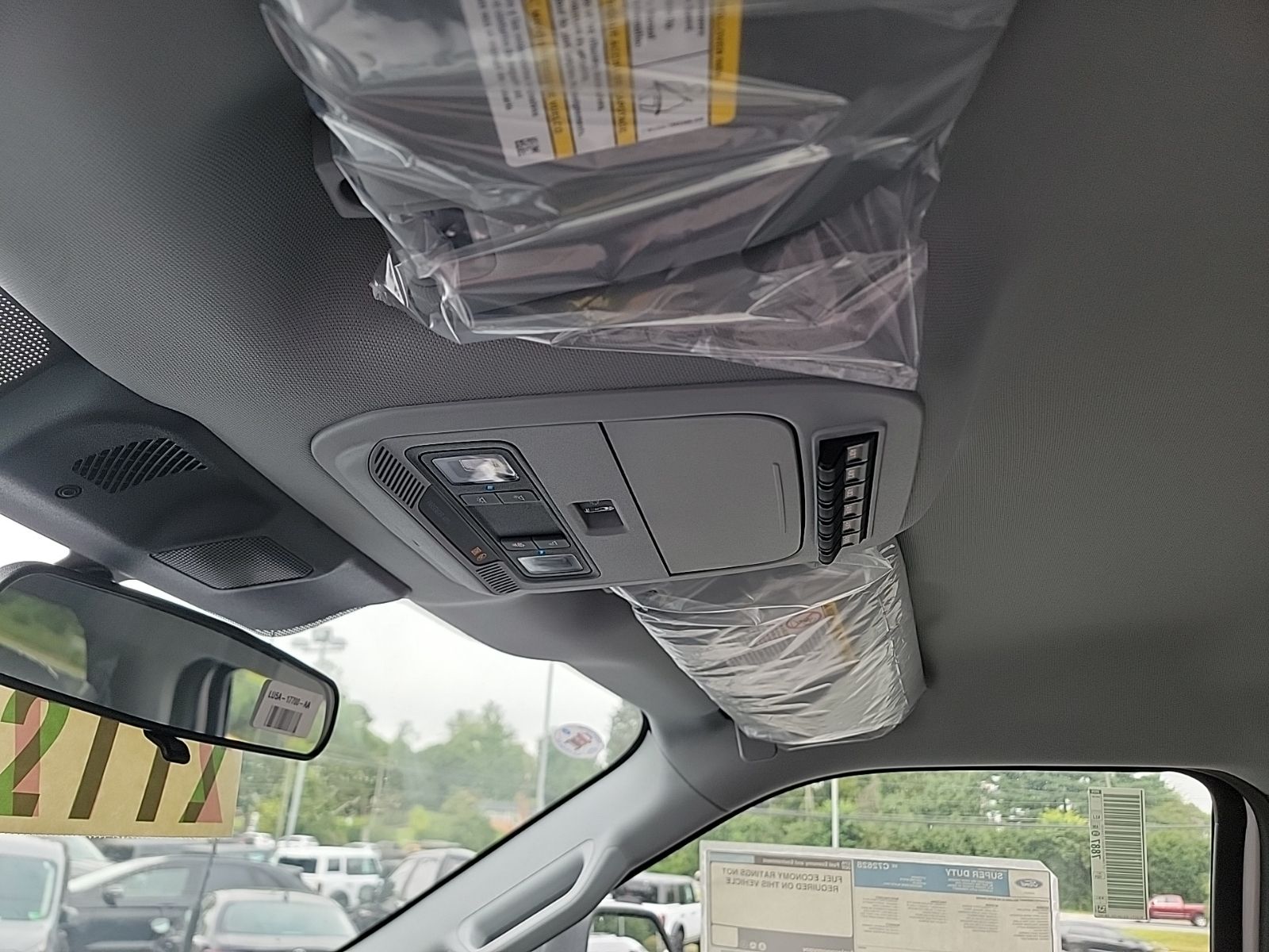 New 2025 Oxford White Ford XL DUMP BODY image 14