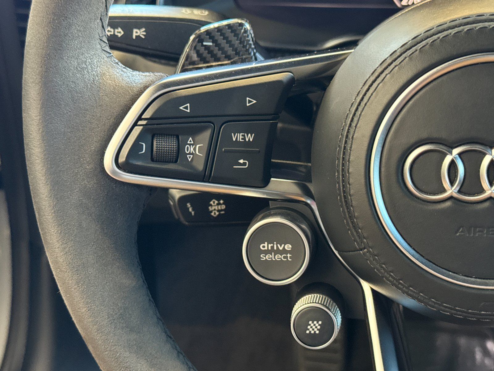 2018 Audi R8 5.2 Plus — full photo 23 of 29
