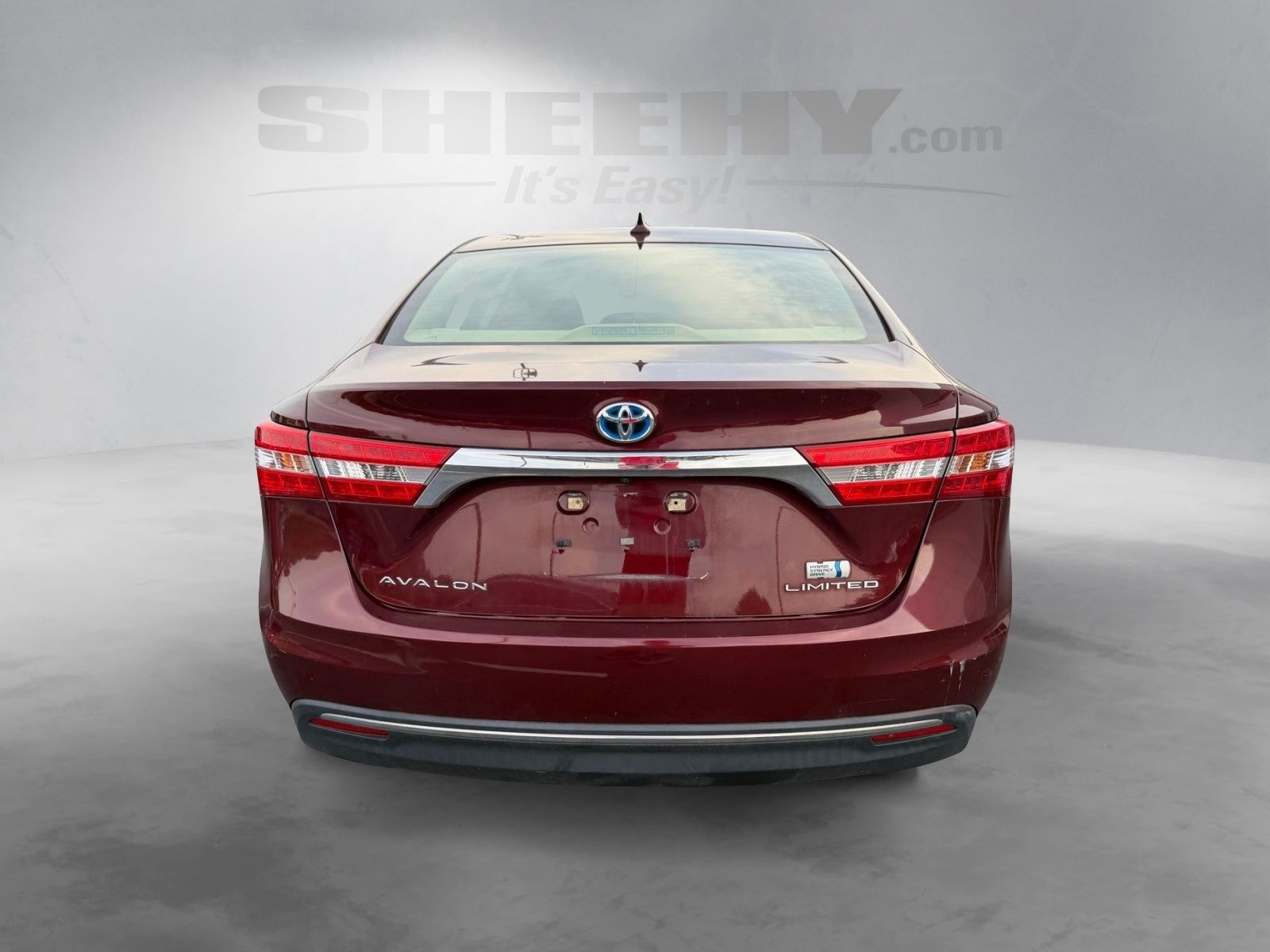 Used 2014 Red Toyota Limited image 11