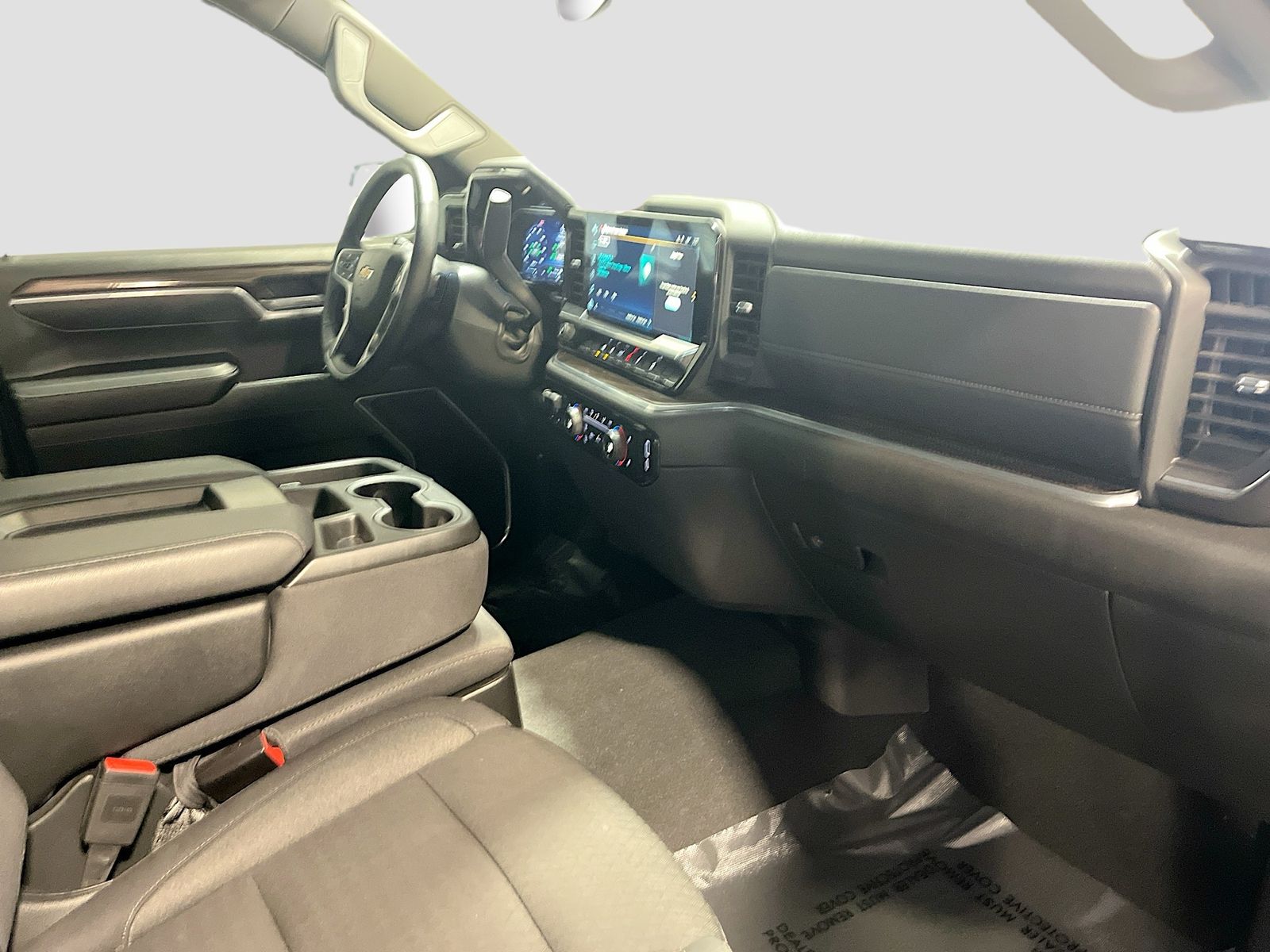 Used 2025 Black Chevrolet LT image 27