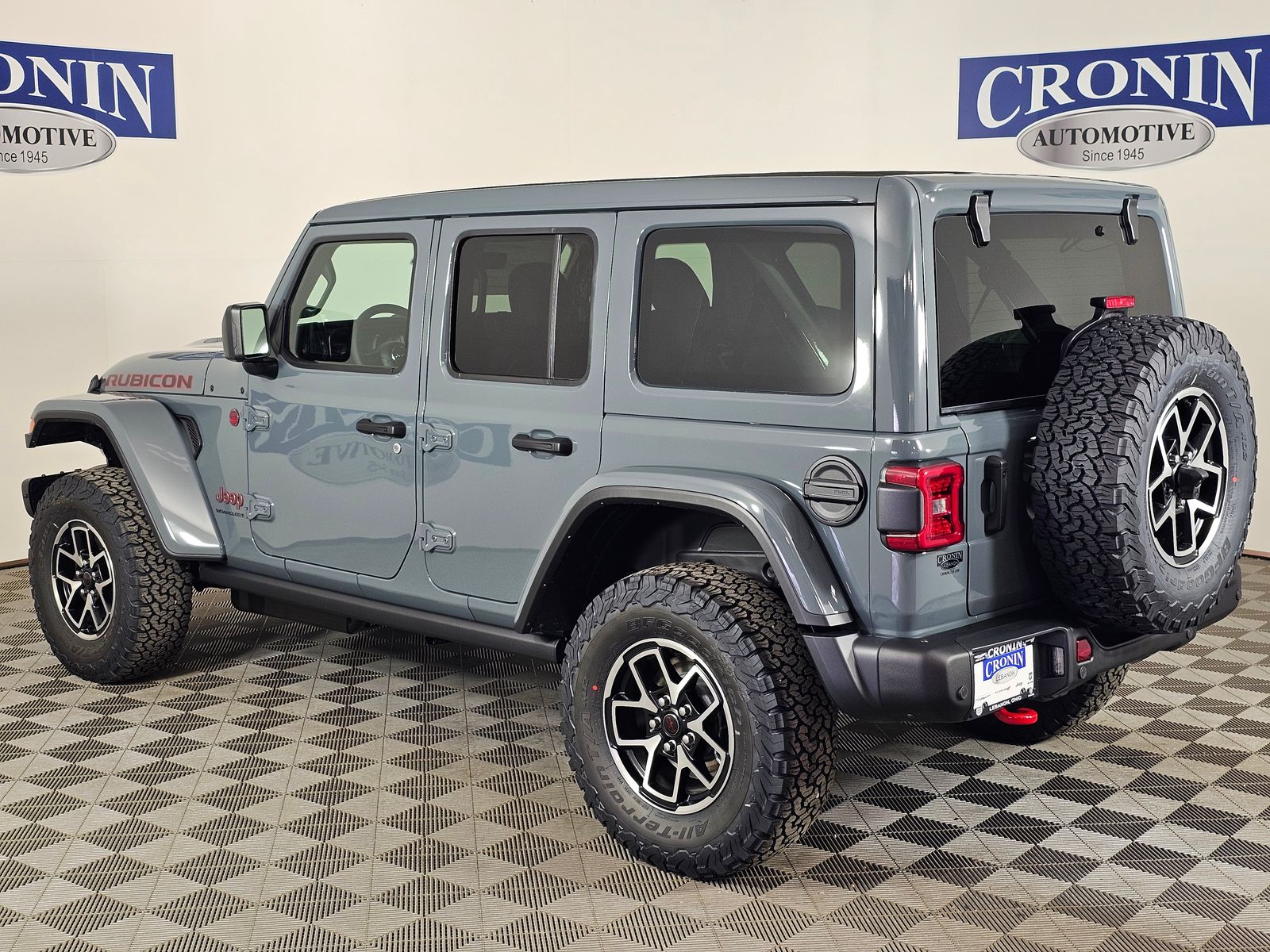 View vehicle photo 3