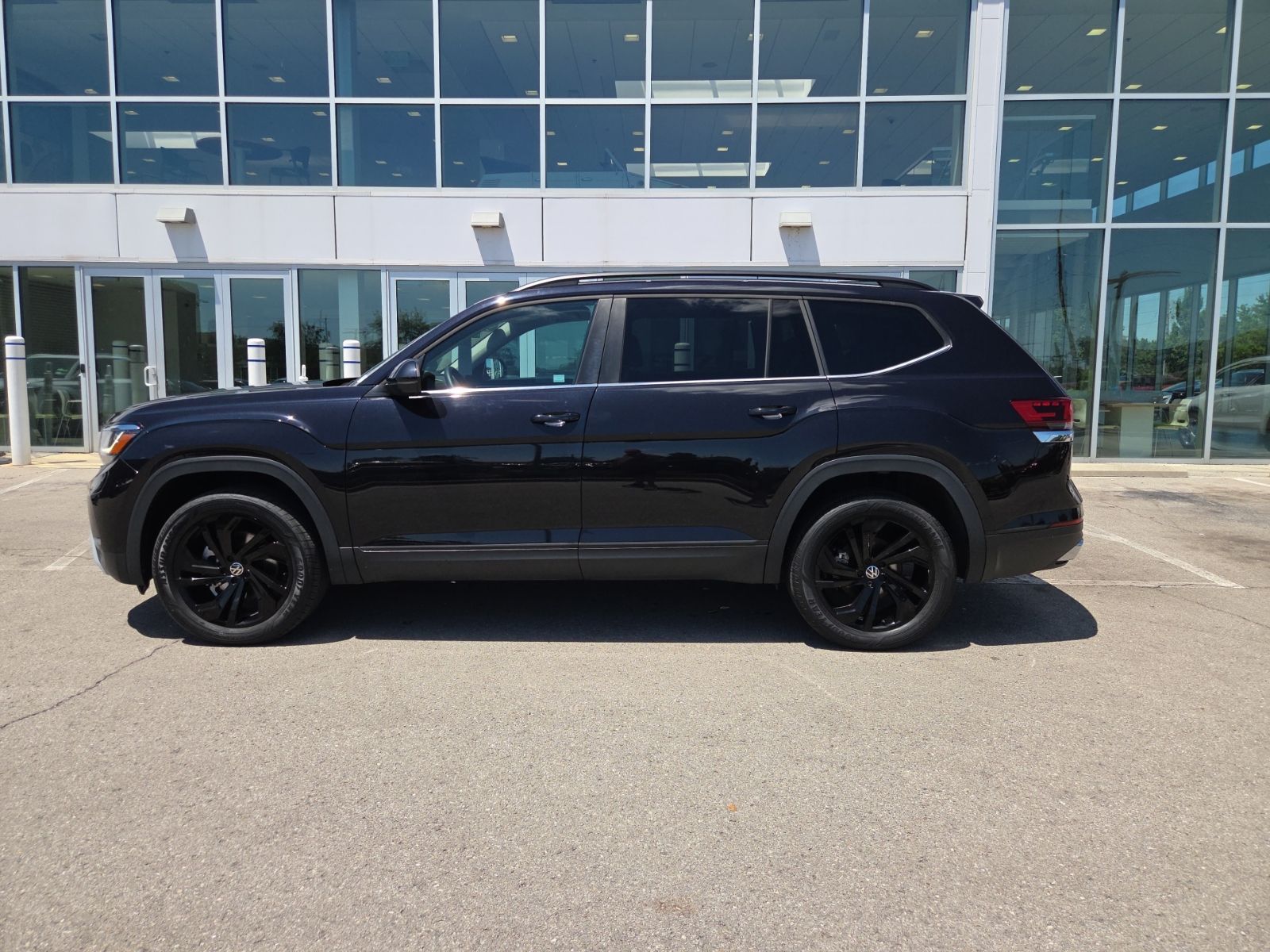 used 2023 Volkswagen Atlas car, priced at $31,150
