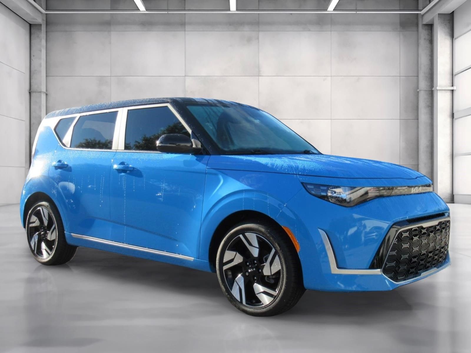 Surf Blue w/Black Roof 2023 Kia Soul SUV / Crossover Front-Wheel Drive Continuously Variable Transmission