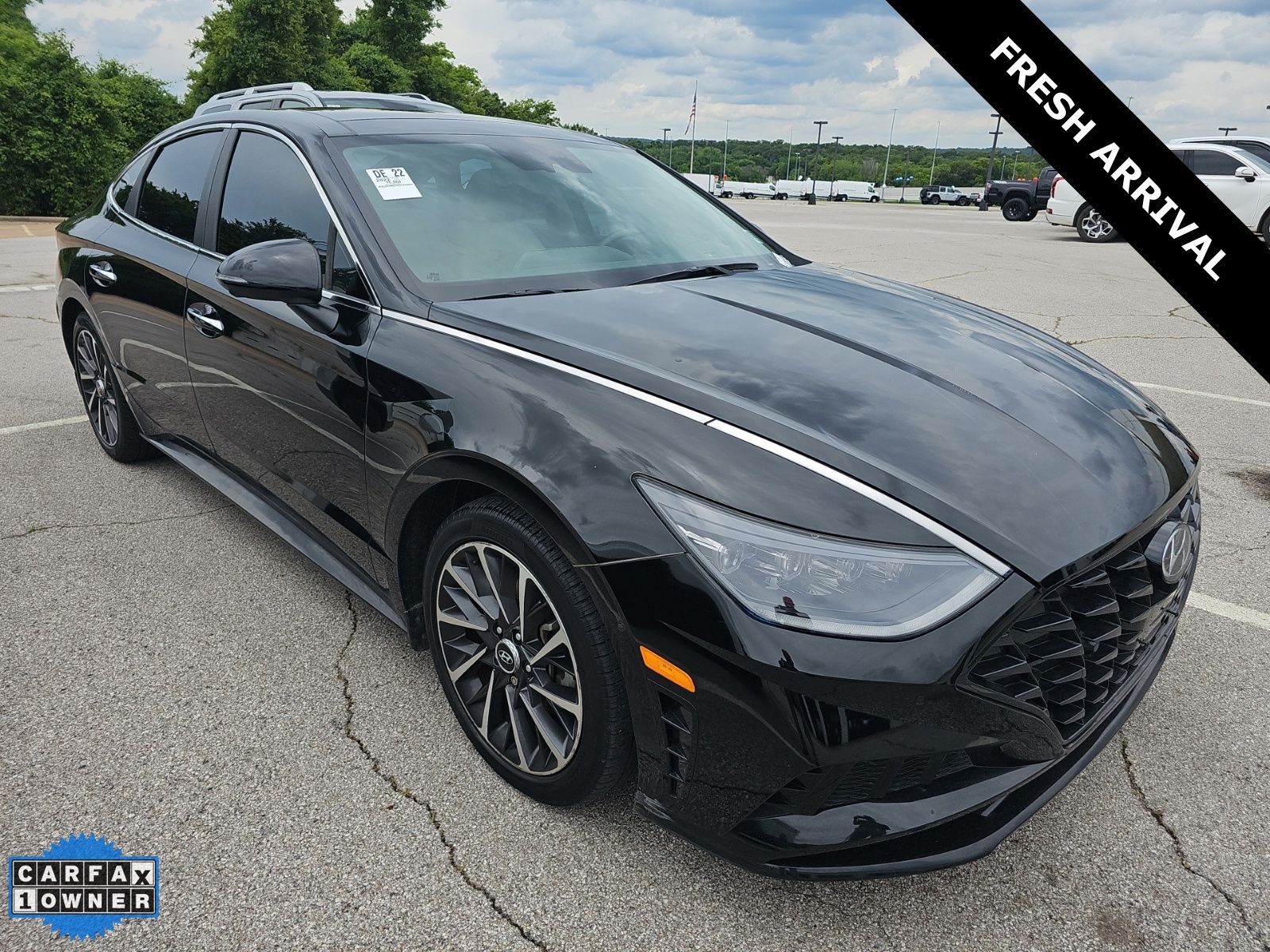 2022 Hyundai Sonata Limited 1.6T's photo