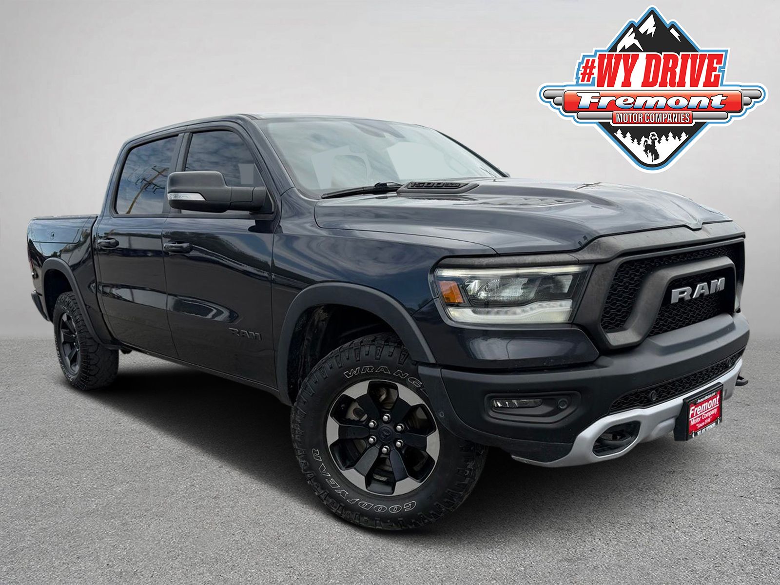Gray (Maximum Steel Metallic Clearcoat) 2020 RAM 1500 Pickup Truck Four-Wheel Drive 8-Speed Automatic