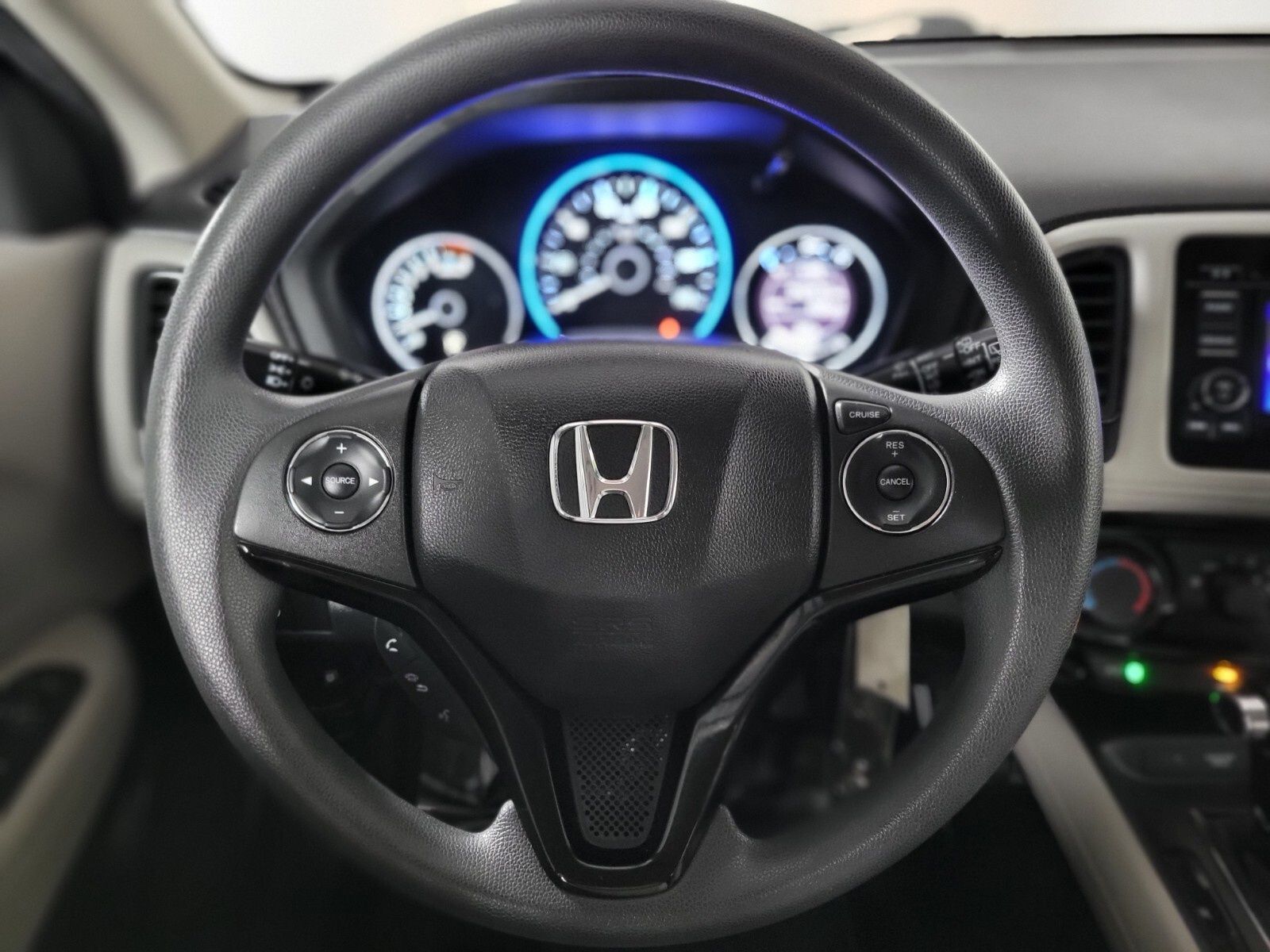 2017 Honda HR-V LX 14