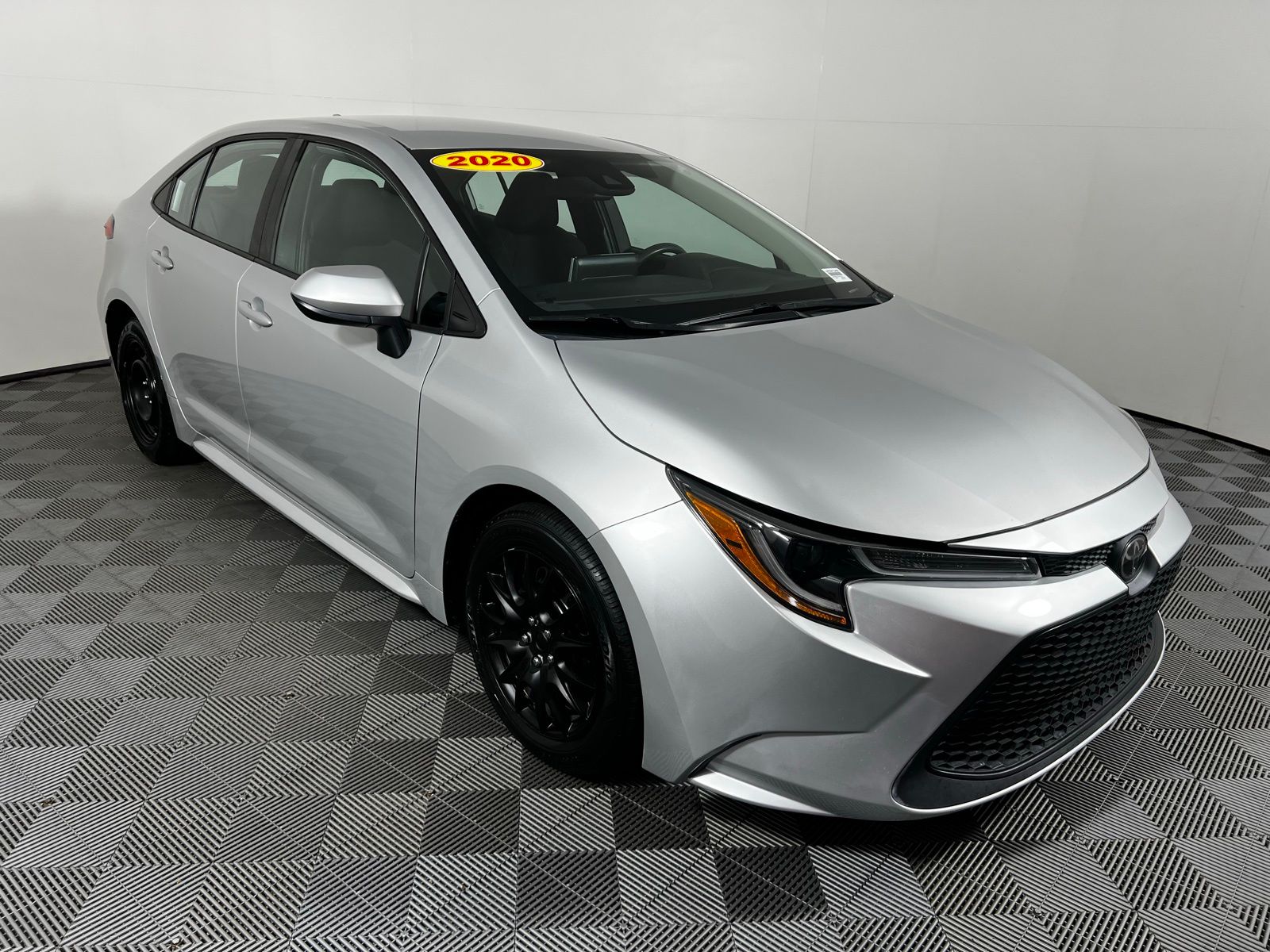 Thumbnail: 2020 Toyota Corolla - 3