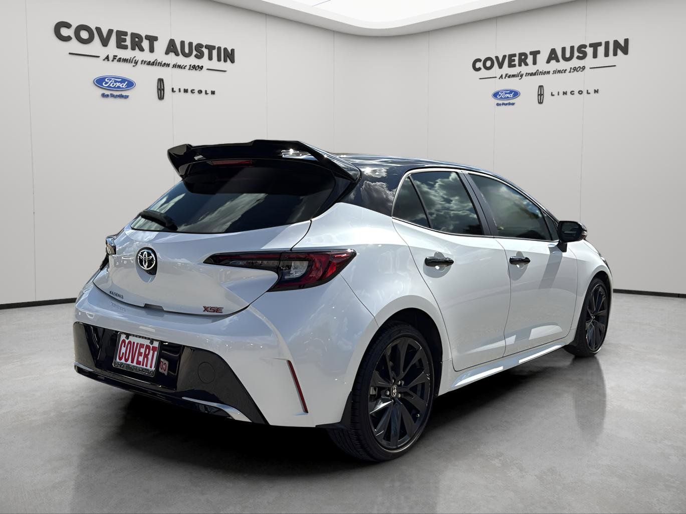 Used Car 2024 Toyota Corolla Hatchback  Xse For Sale Under $30,000 In Austin, Texas