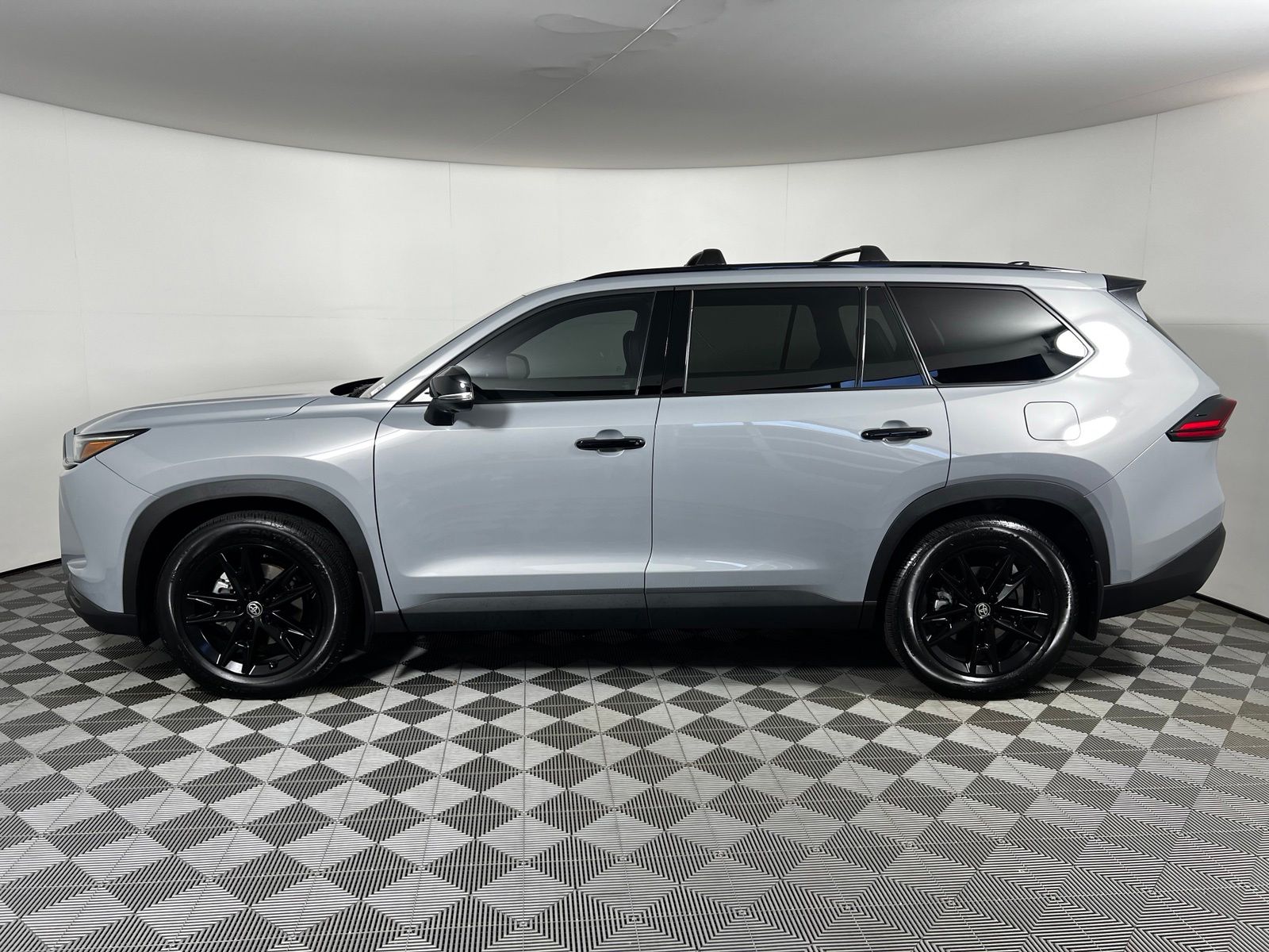 Thumbnail: 2026 Toyota Grand Highlander - 8