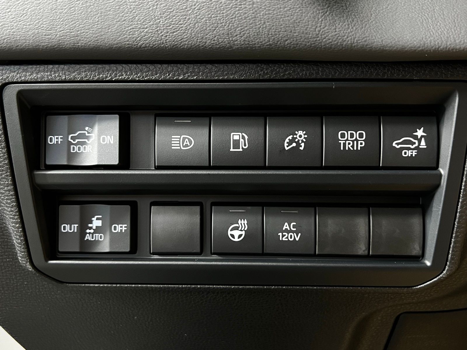 Thumbnail: 2026 Toyota Tundra - 21