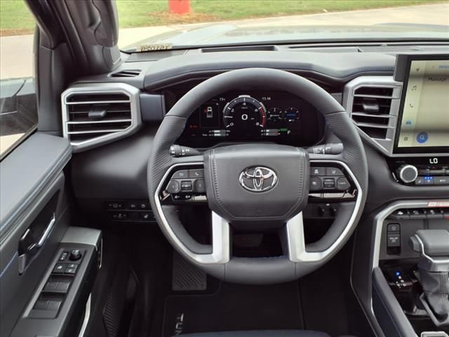 2025 Toyota Tundra Hybrid Platinum - 10