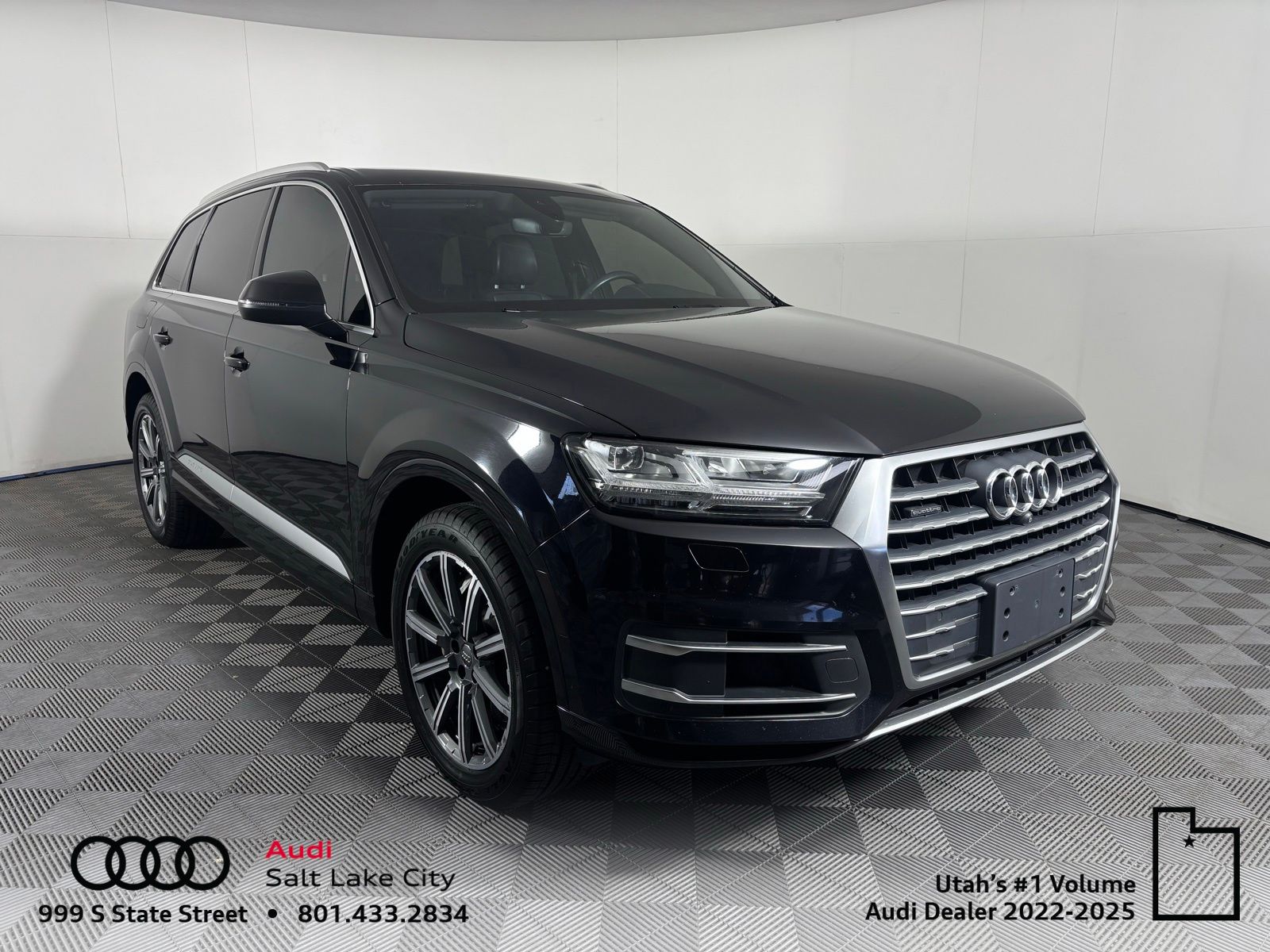 Orca Black Metallic 2017 Audi Q7 SUV / Crossover All-Wheel Drive 8-Speed Automatic