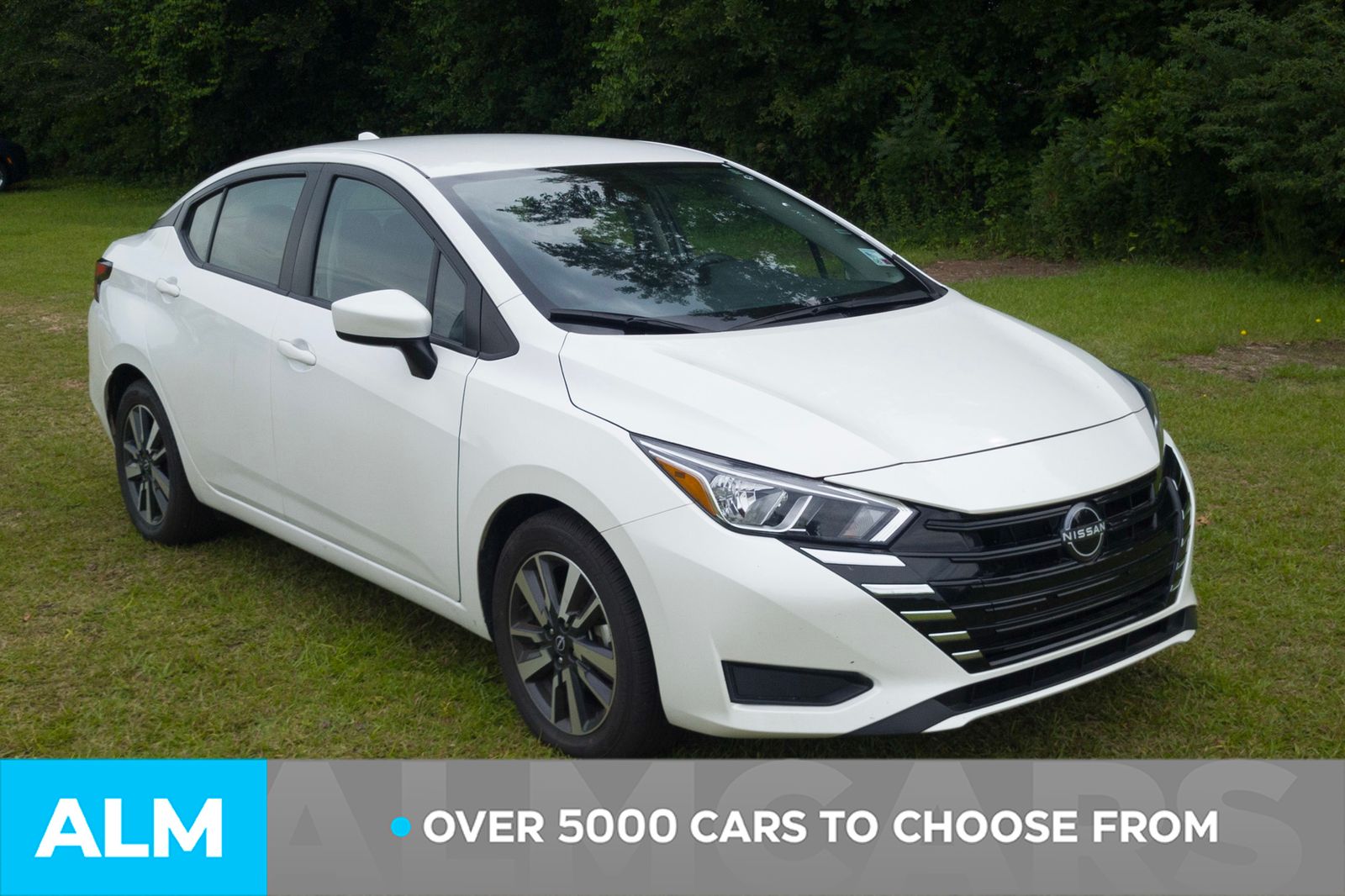 Used 2024 Aspen White Nissan 1.6 SV image 3