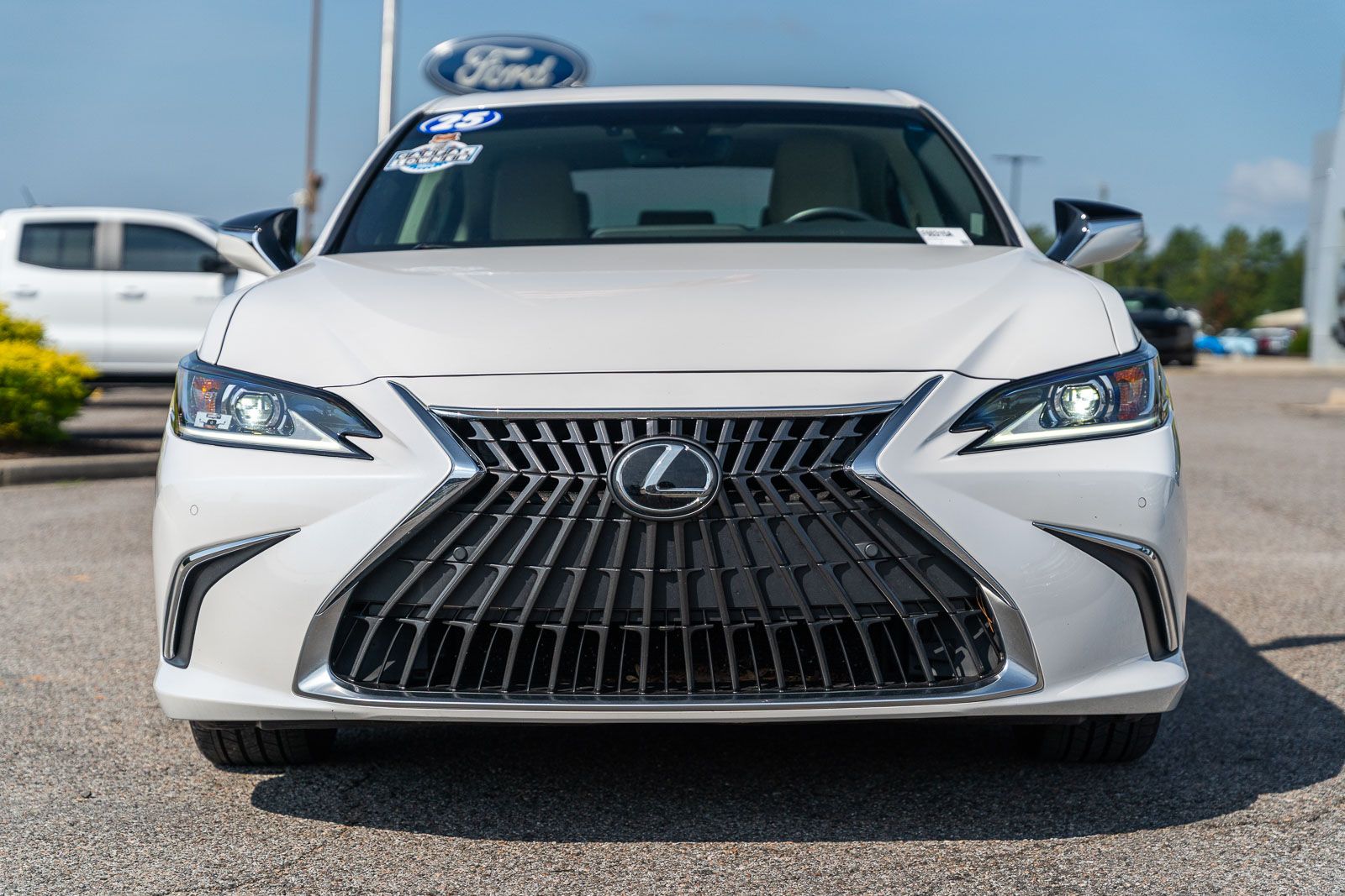 Used 2025 Lexus ES Sedan