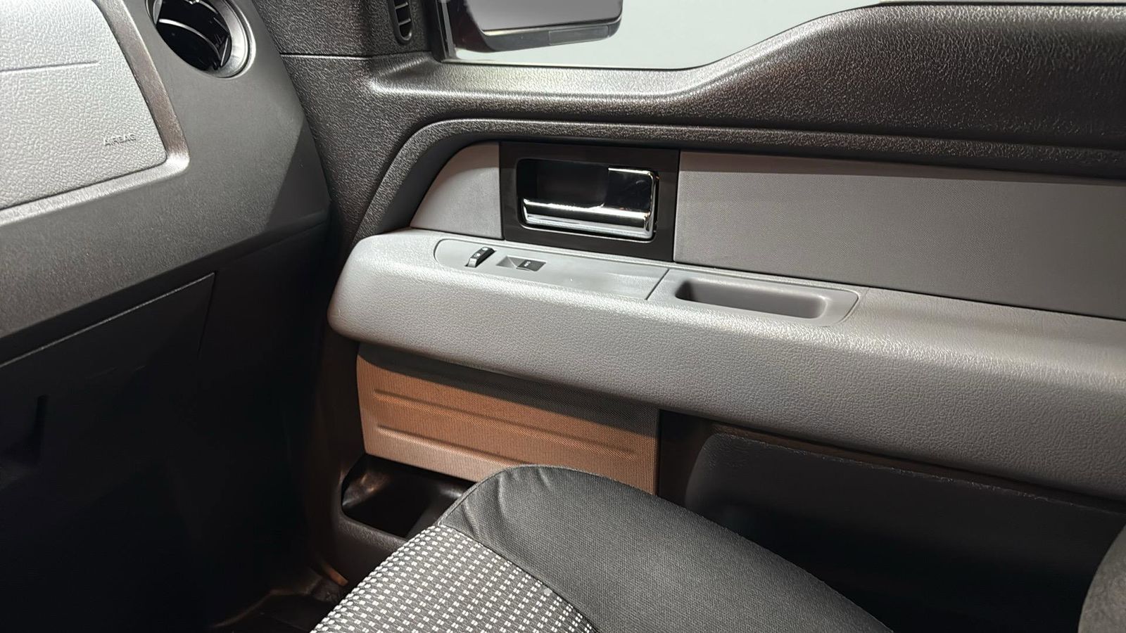 Used Car 2014 Ford F-150  Stx For Sale Under $25,000 In Austin, Texas