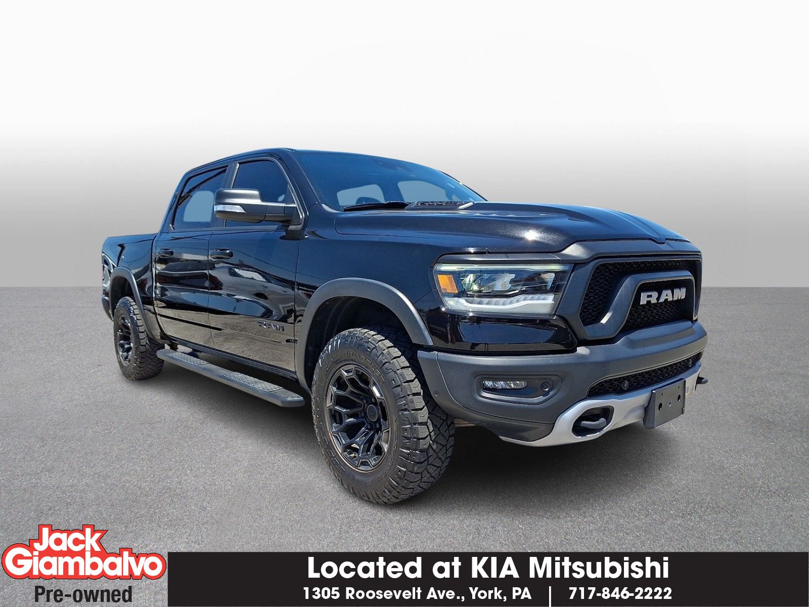 Diamond Black Crystal Pearlcoat 2022 RAM 1500 Rebel Crew Cab 4WD Pickup Truck Four-Wheel Drive 8-Speed Automatic