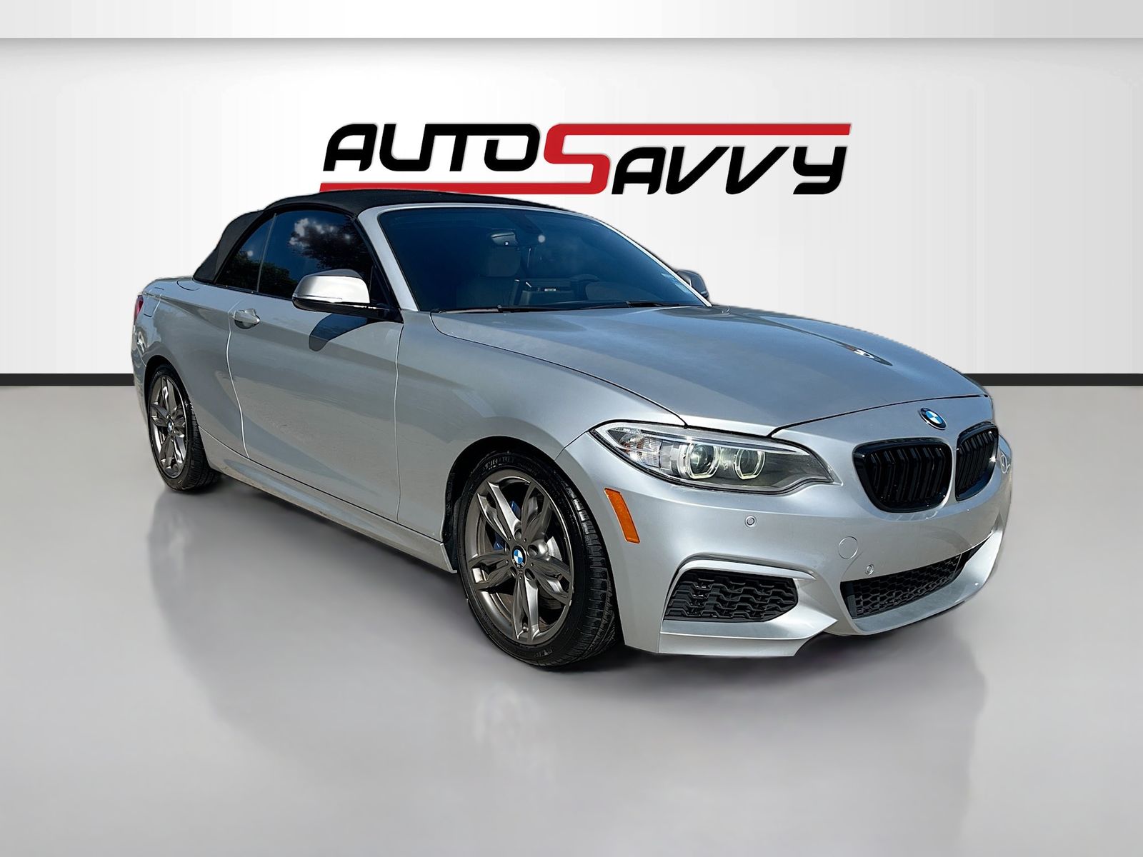 2015 BMW 2 Series M235i Convertible's photo