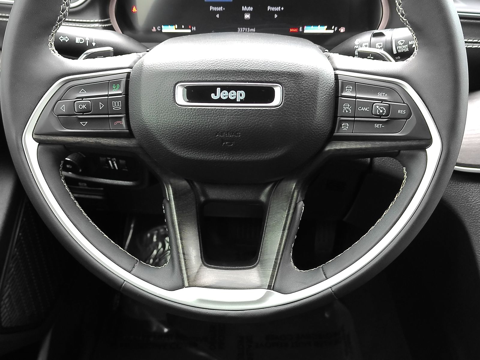 Used 2024 Black Jeep Limited image 16