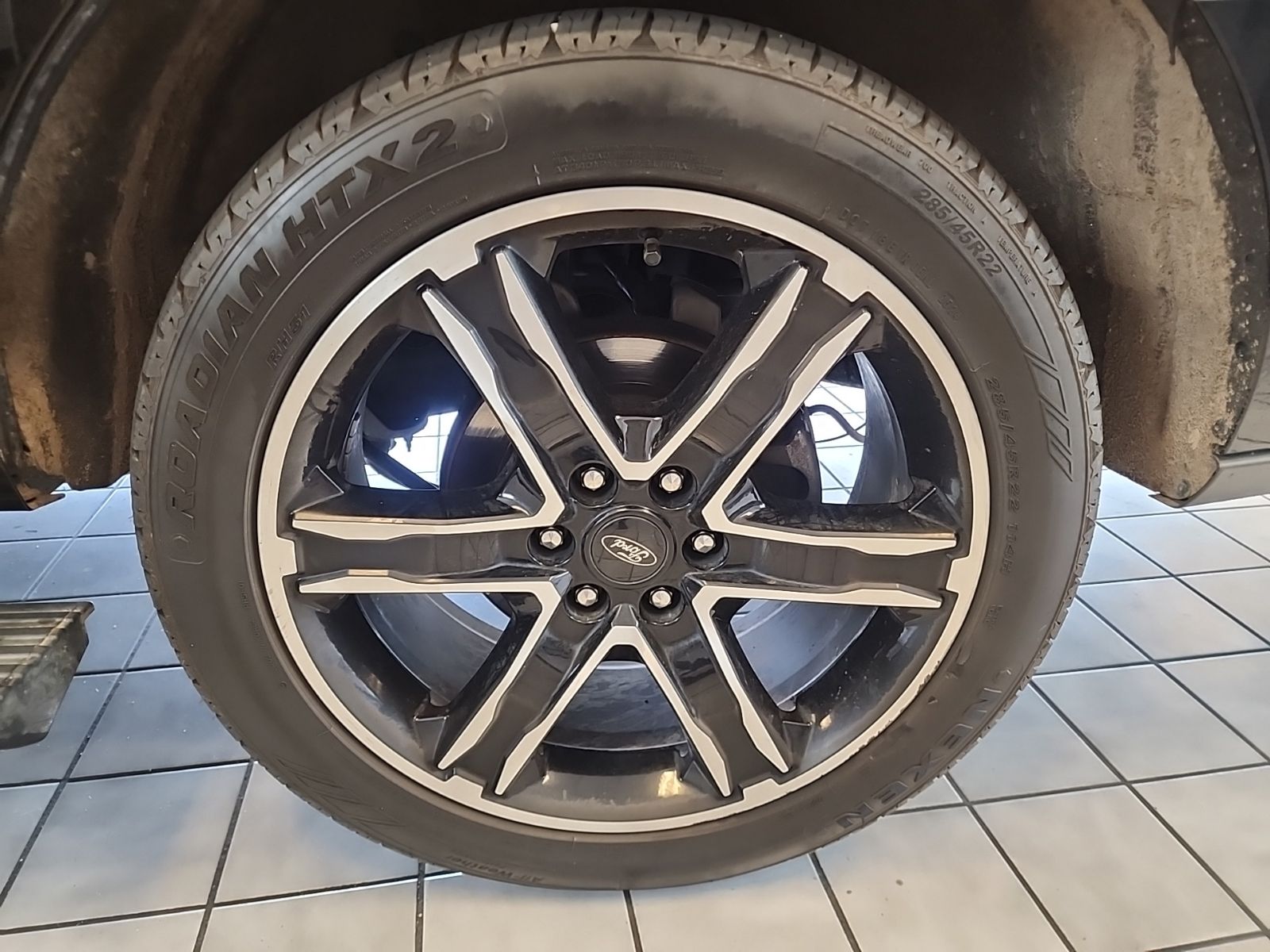 Certified Used 2020 Agate Black Ford Limited image 24