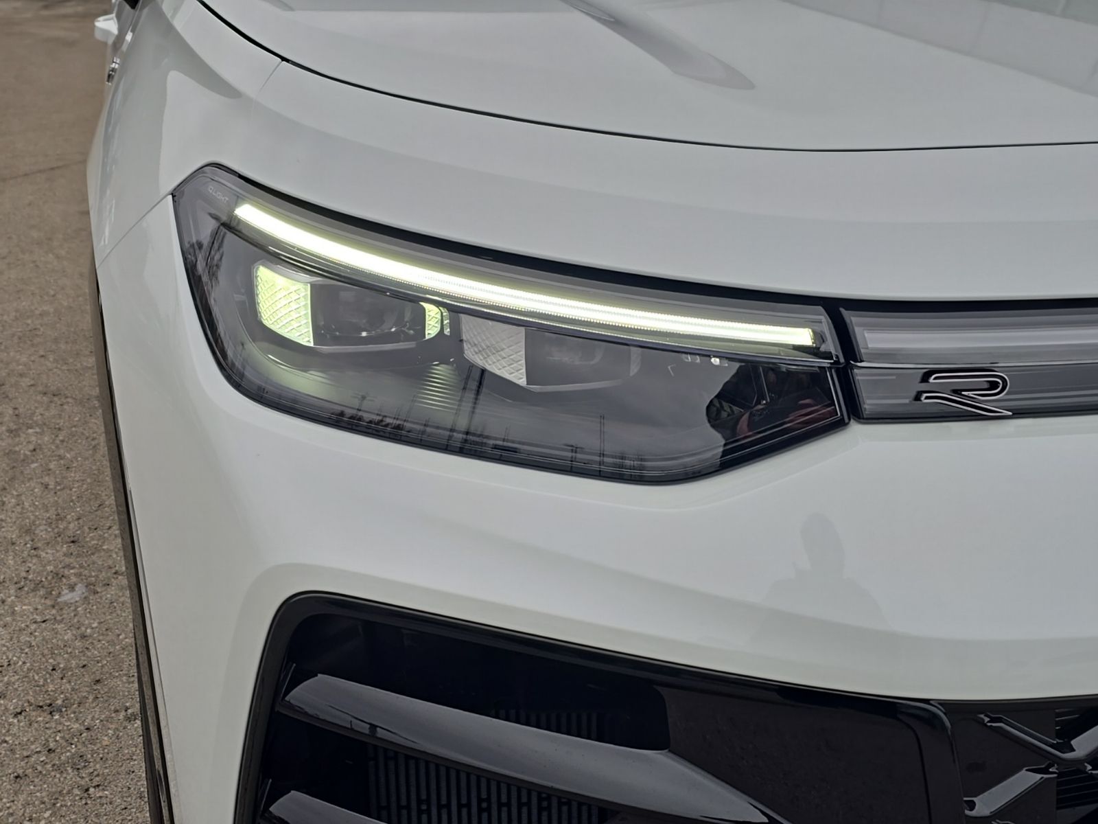 used 2026 Volkswagen Tiguan car, priced at $42,800