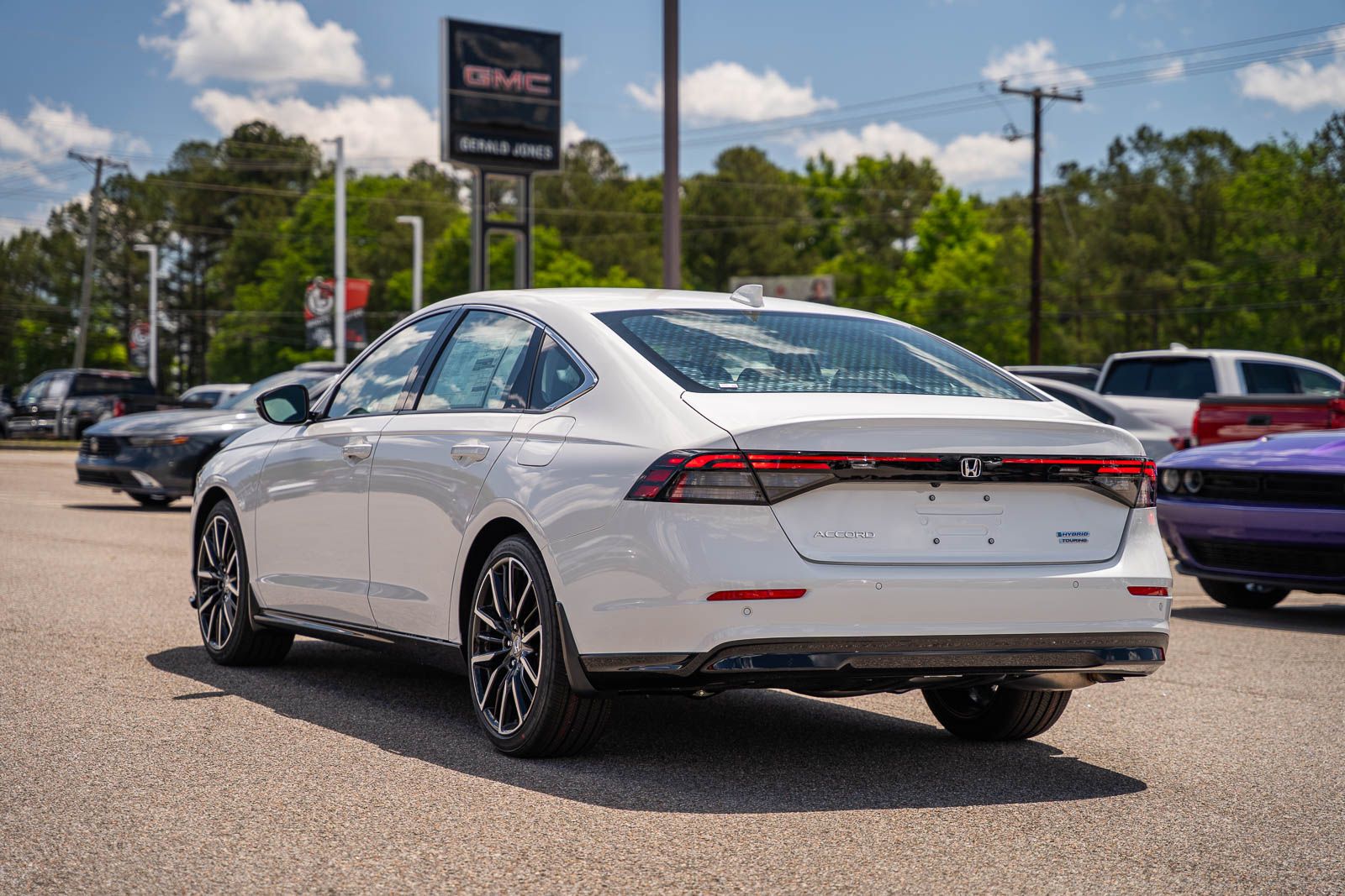 New 2026 Honda Accord Hybrid Sedan