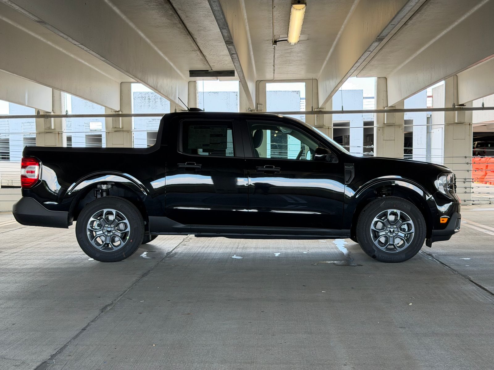New 2026 Shadow Black Ford XLT image 7