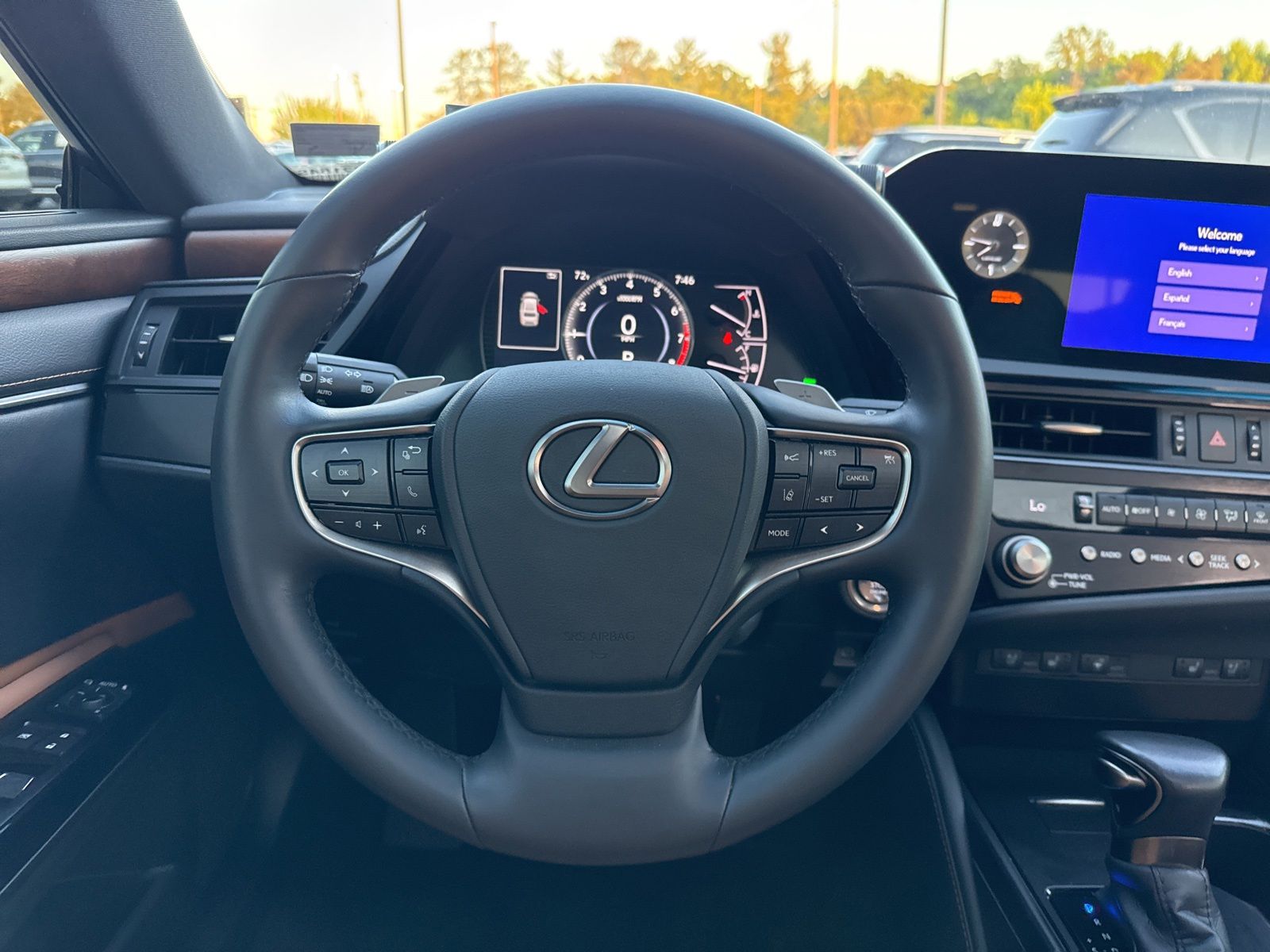 Used 2023 White Lexus 350 image 17