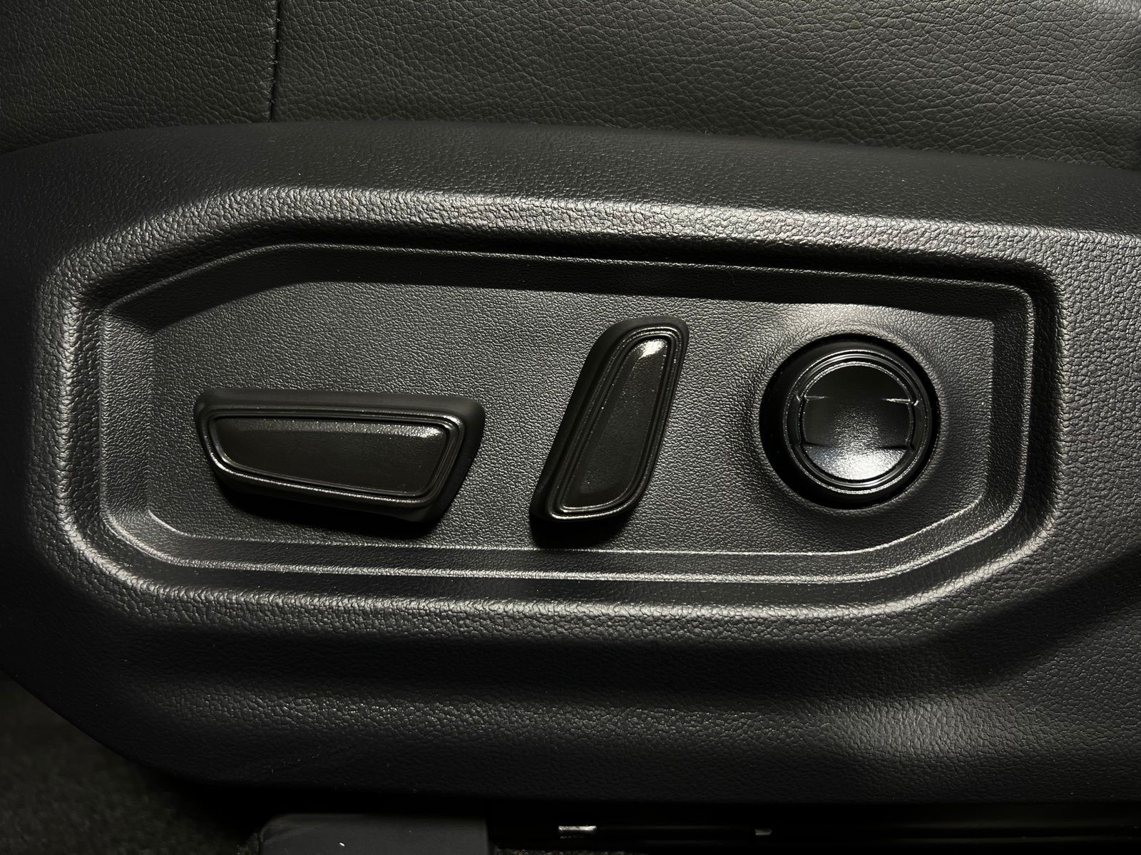 Thumbnail: 2026 Toyota Tundra - 11