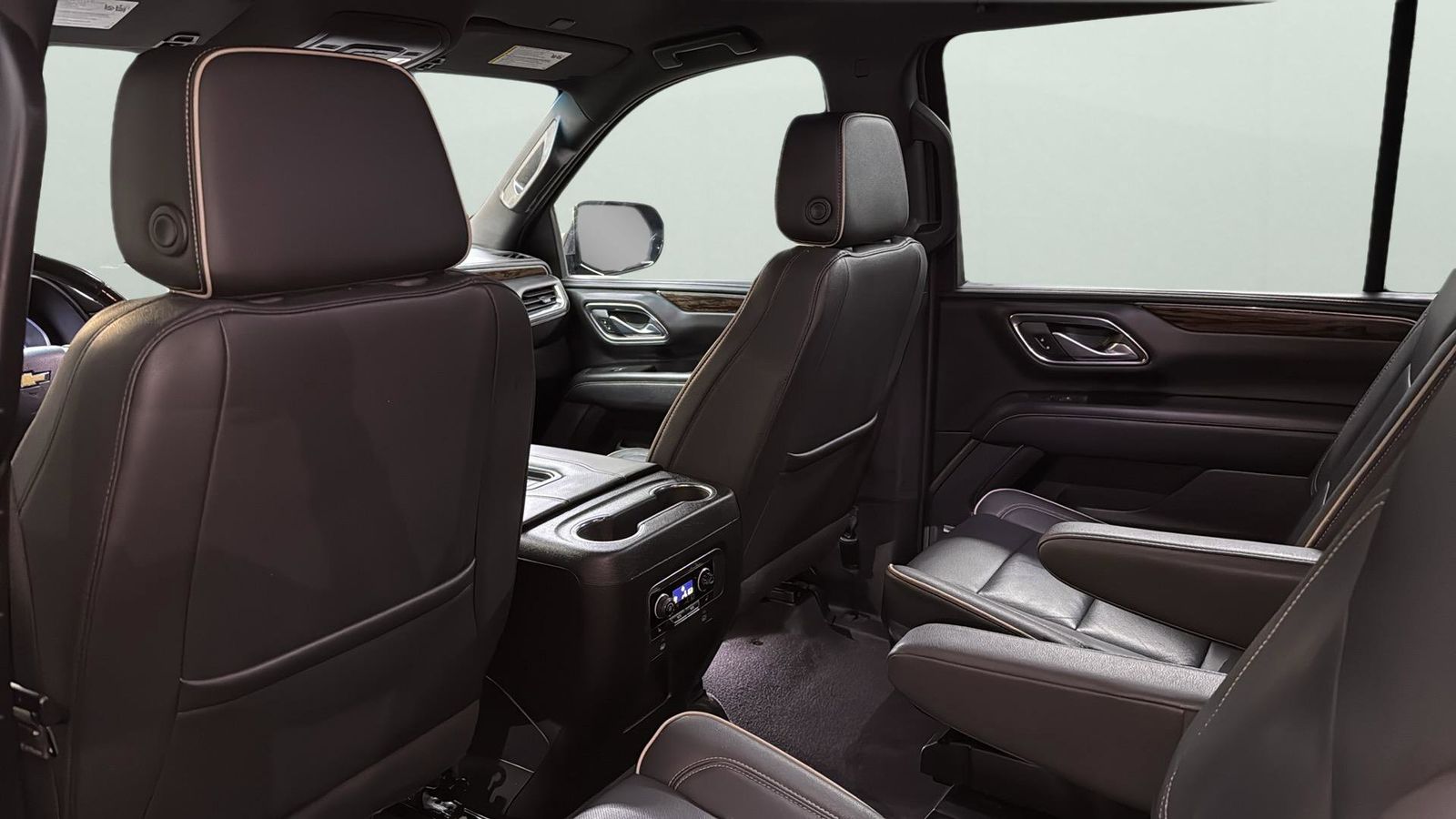 Used Car 2023 Chevrolet Suburban  Premier For Sale Under $50,000 In Austin, Texas