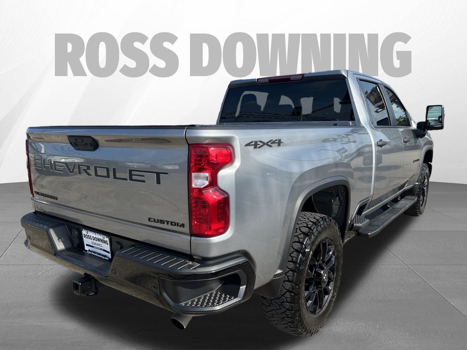 2025 Chevrolet Silverado 2500HD Custom - 3