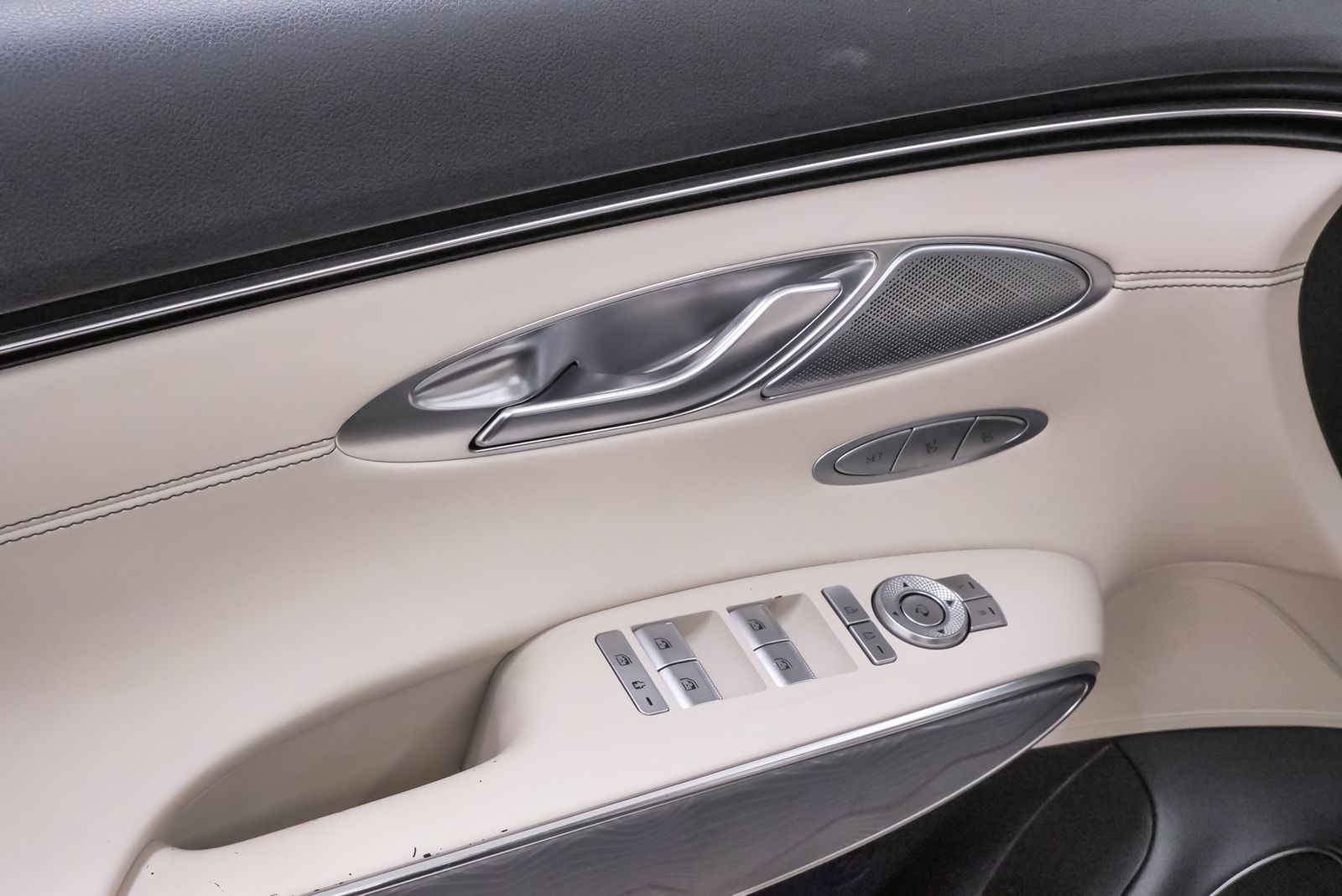 2022 Genesis GV70 2.5T Gray at Emmons Autoplex