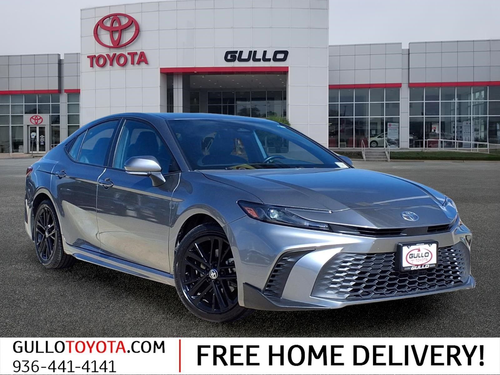 2025 Toyota Camry SE - 0