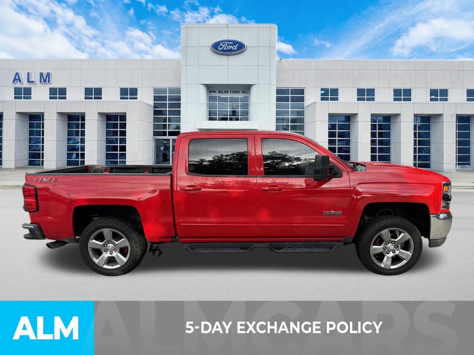 Used 2018 Red Chevrolet LT image 3