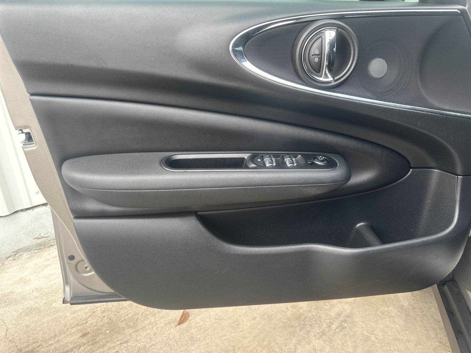 Used Car 2016 Mini Cooper  Clubman For Sale Under $10,000 In Austin, Texas