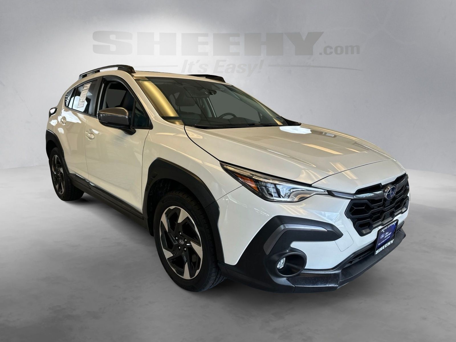 Used 2024 Crystal White Pearl Subaru Limited image 2