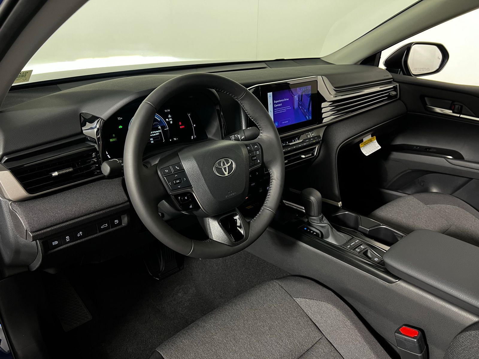 2025 Toyota Camry LE 9