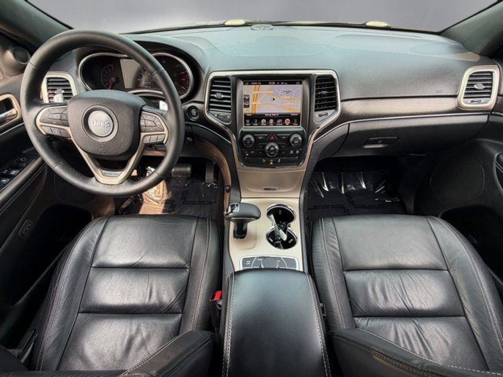 Used 2014 Brilliant Black Crystal Pearlcoat Jeep Limited image 3