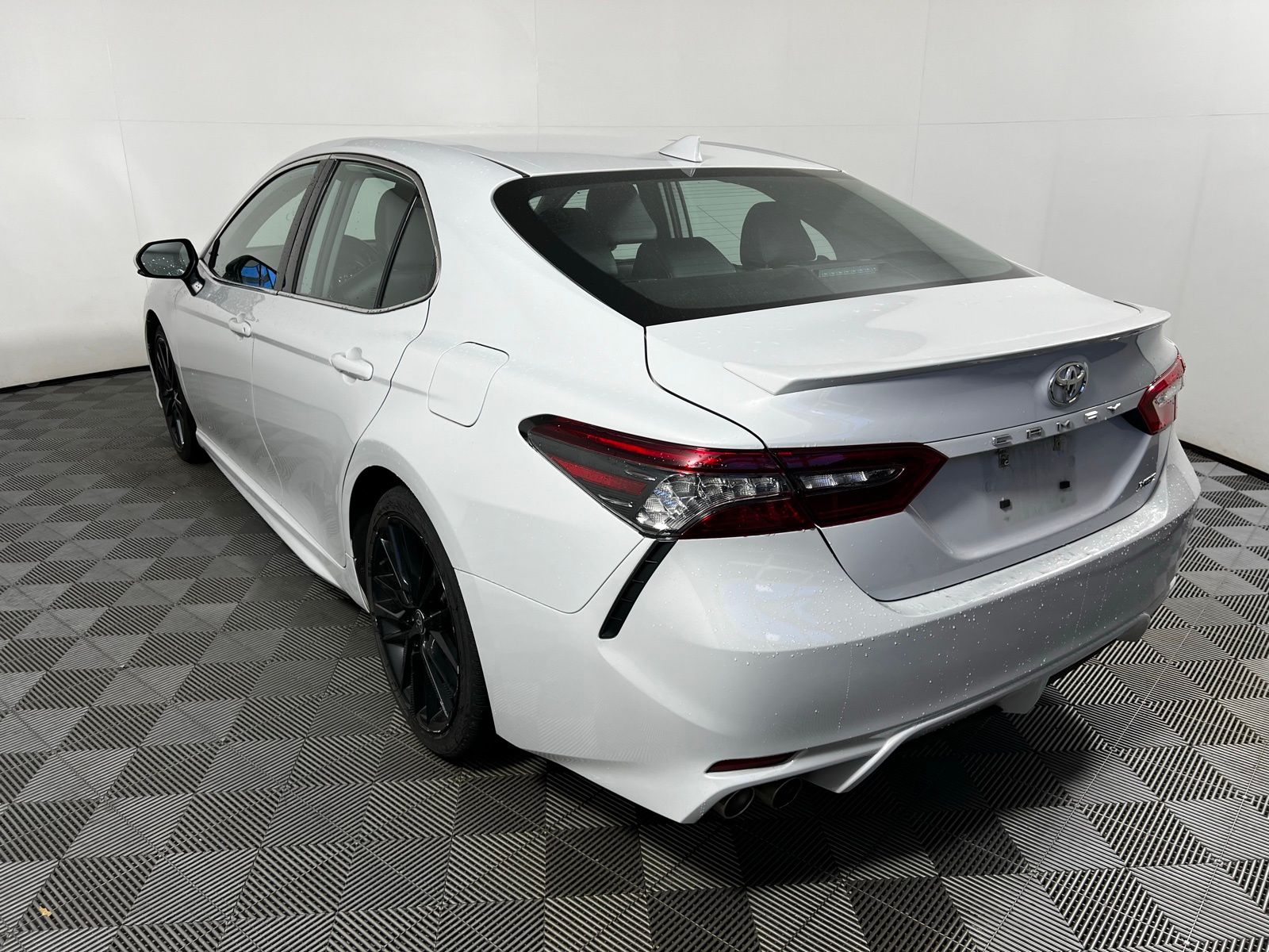 2023 Toyota Camry XSE 7