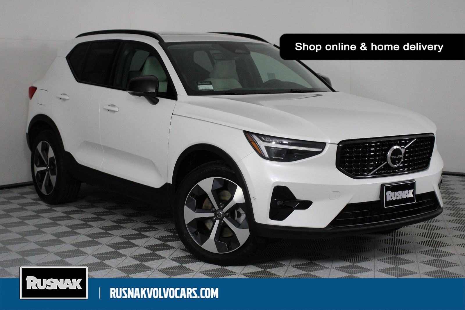 Crystal White 2026 Volvo XC40 B5 Plus AWD SUV / Crossover All-Wheel Drive Automatic
