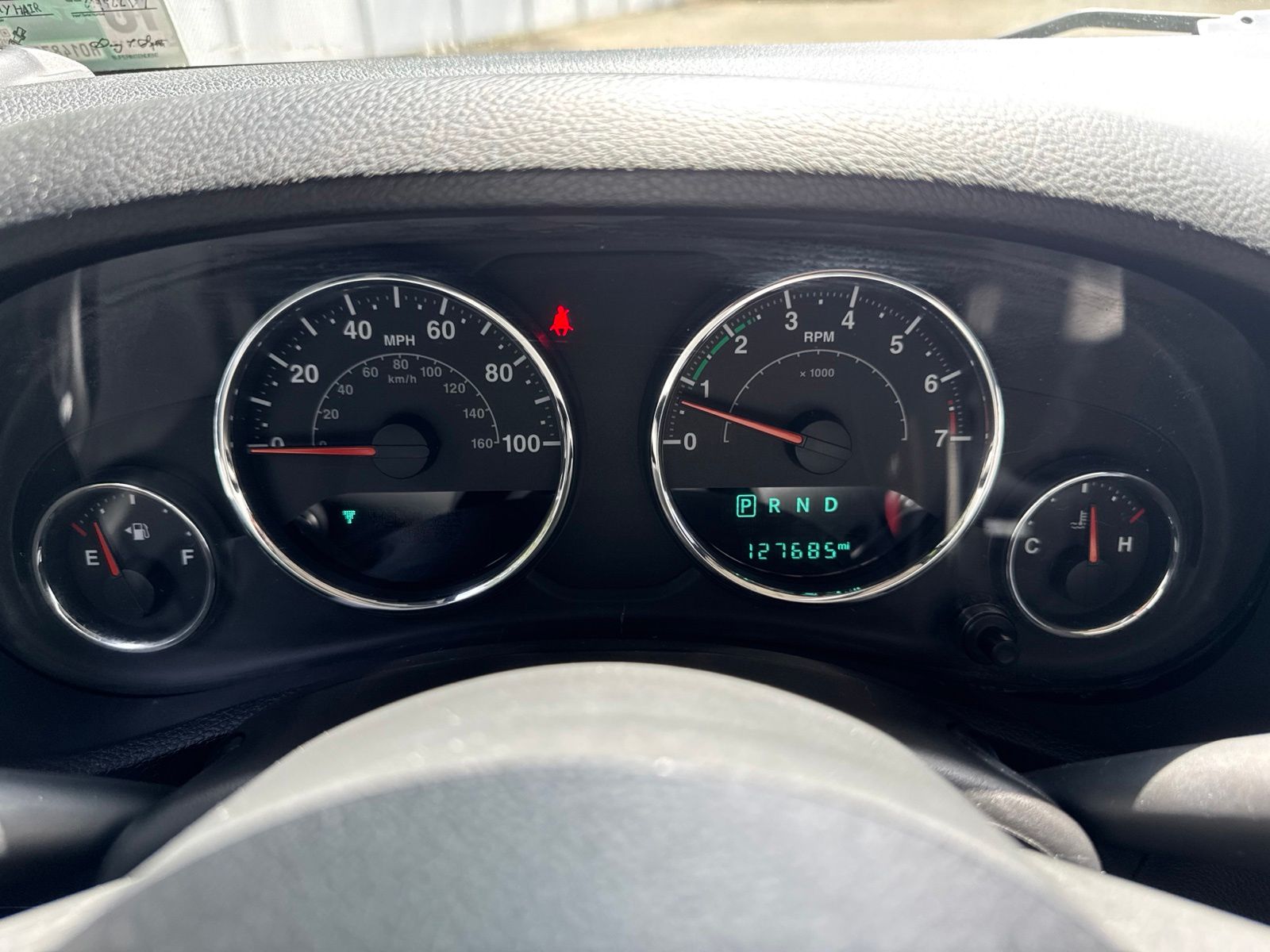 Used 2015 Tank Clearcoat Jeep Unlimited Sahara image 5