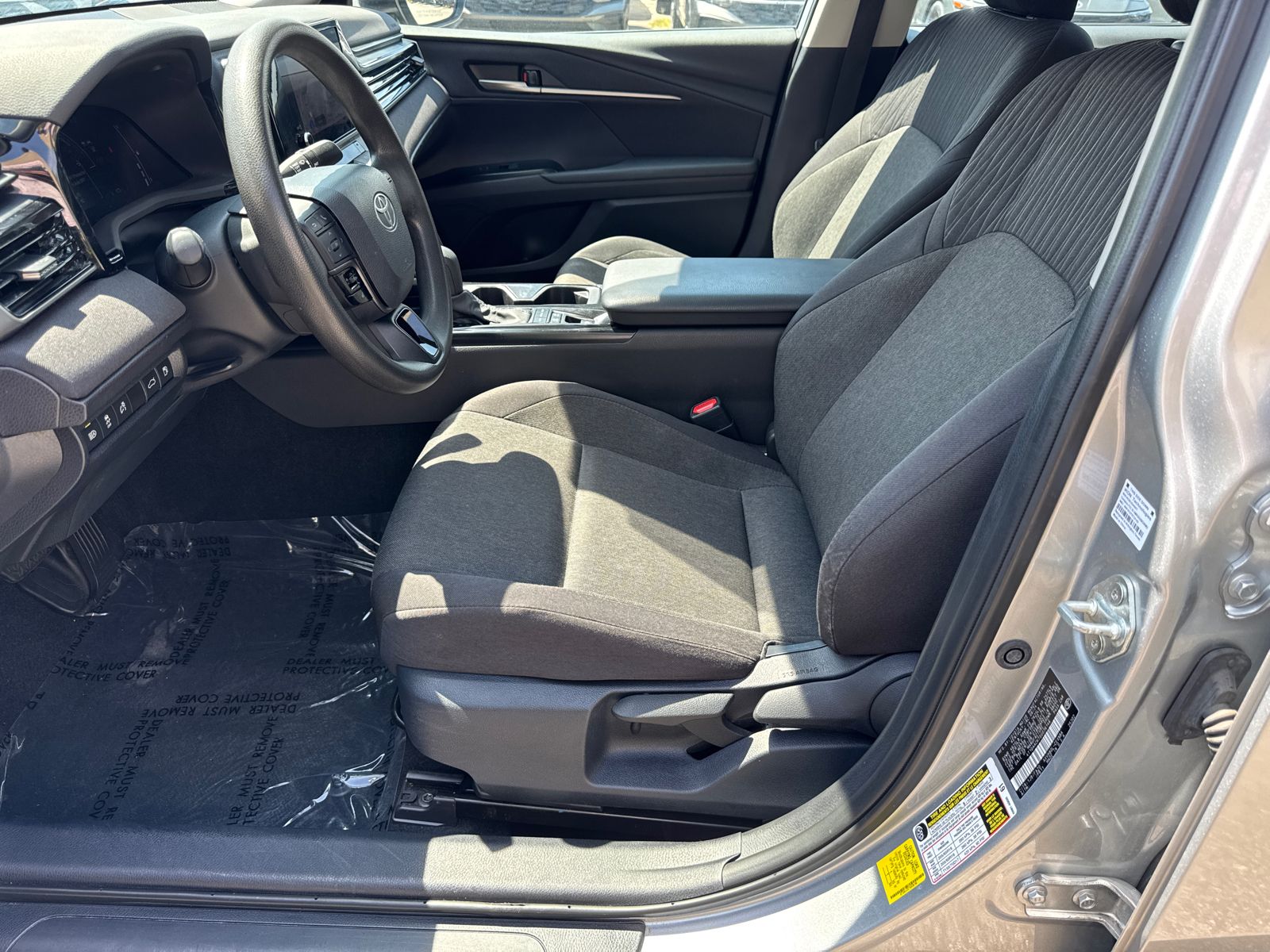 Used 2025 Silver Toyota LE image 9