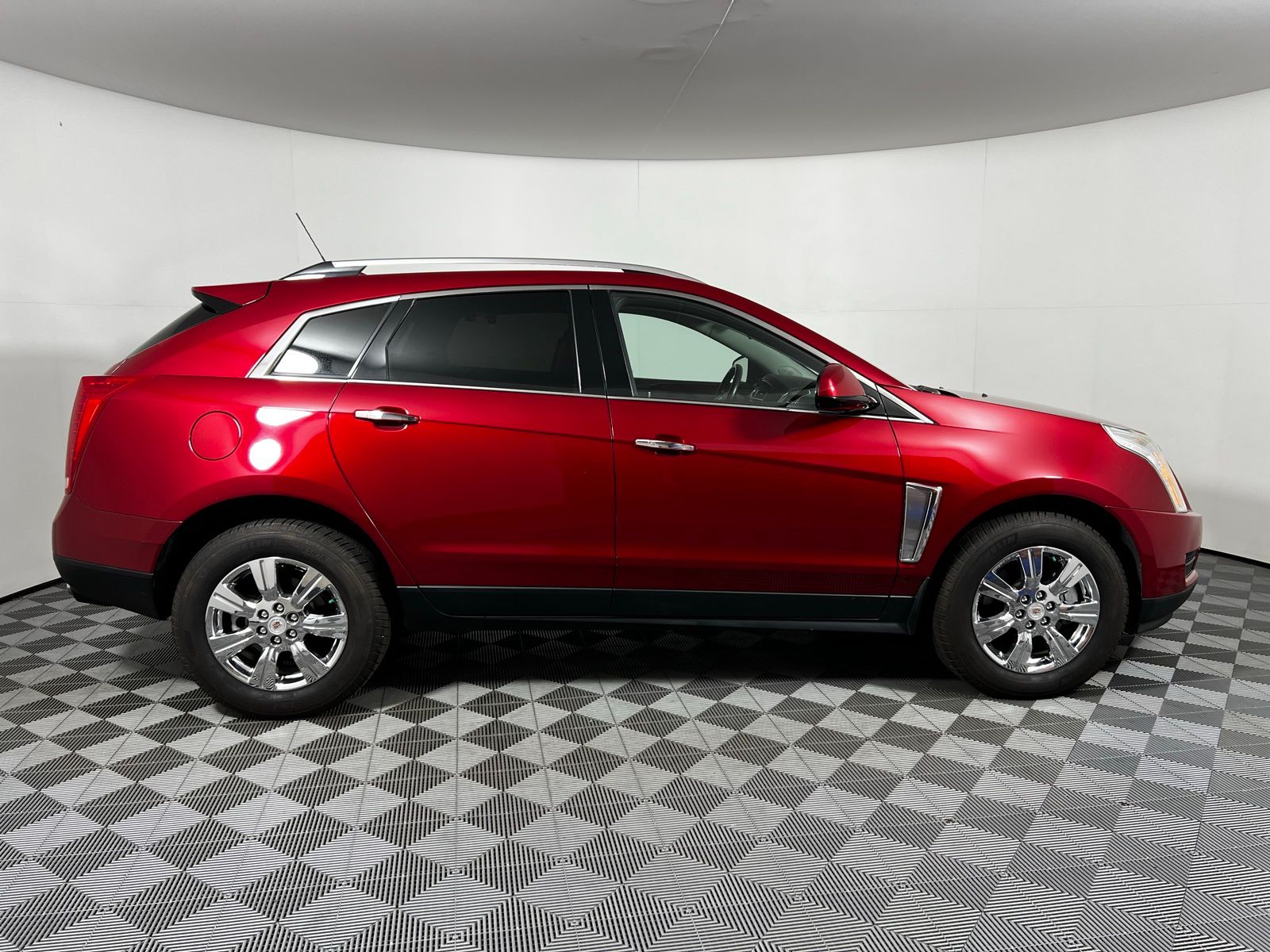 Thumbnail: 2015 Cadillac SRX - 4