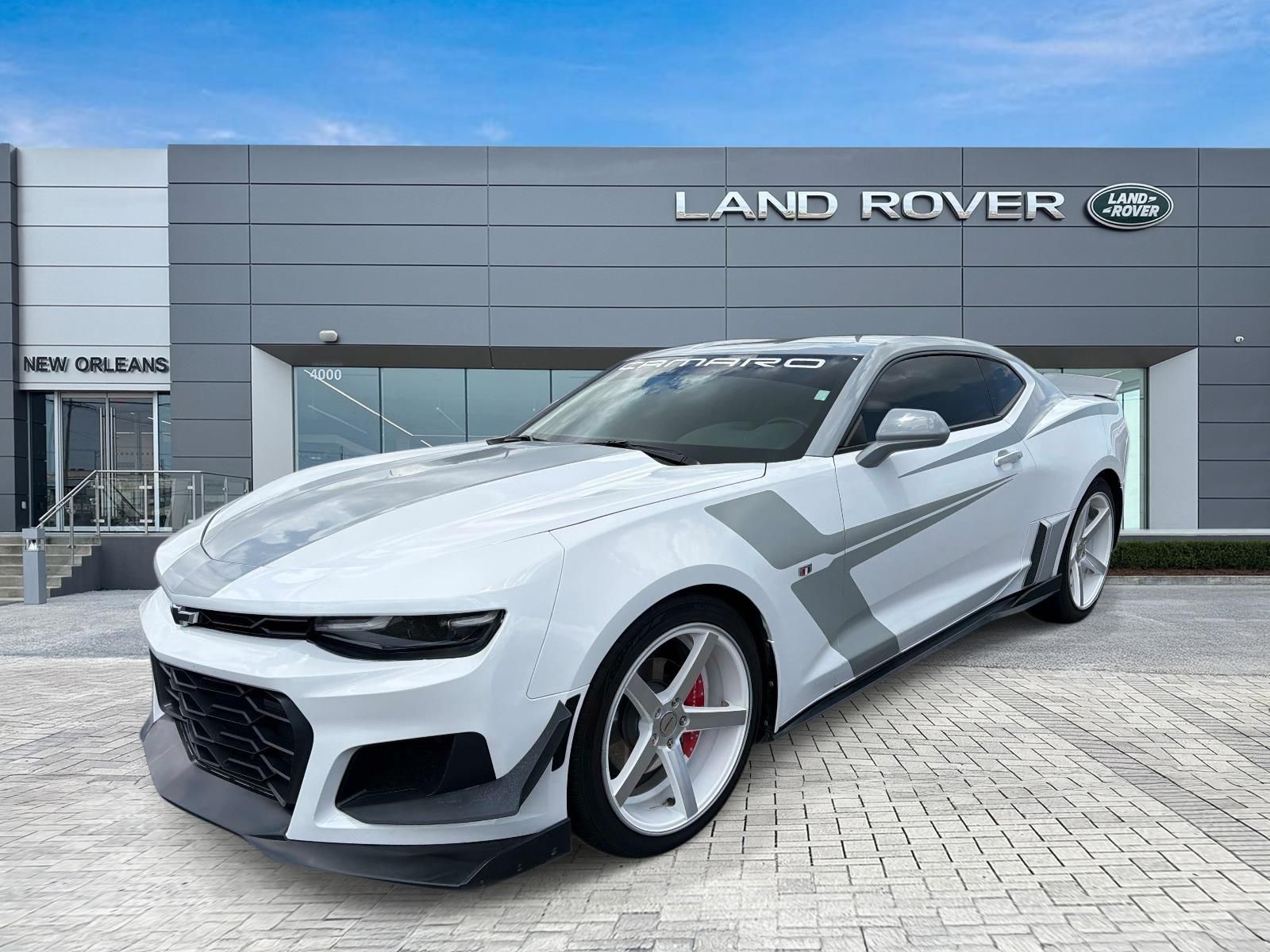 Summit White 2023 Chevrolet Camaro 1LS Coupe RWD Coupe Rear-Wheel Drive 8-Speed Automatic