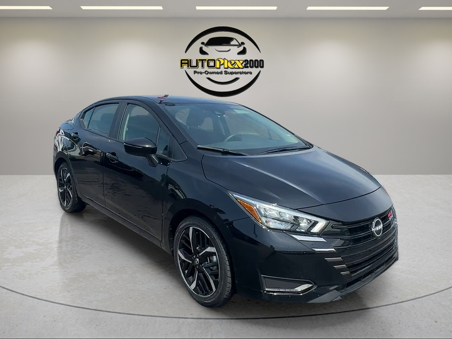 2024 Nissan Versa 1.6 SR
