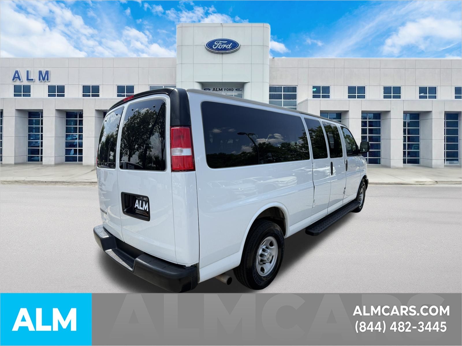 Used 2020 White Chevrolet LS image 8